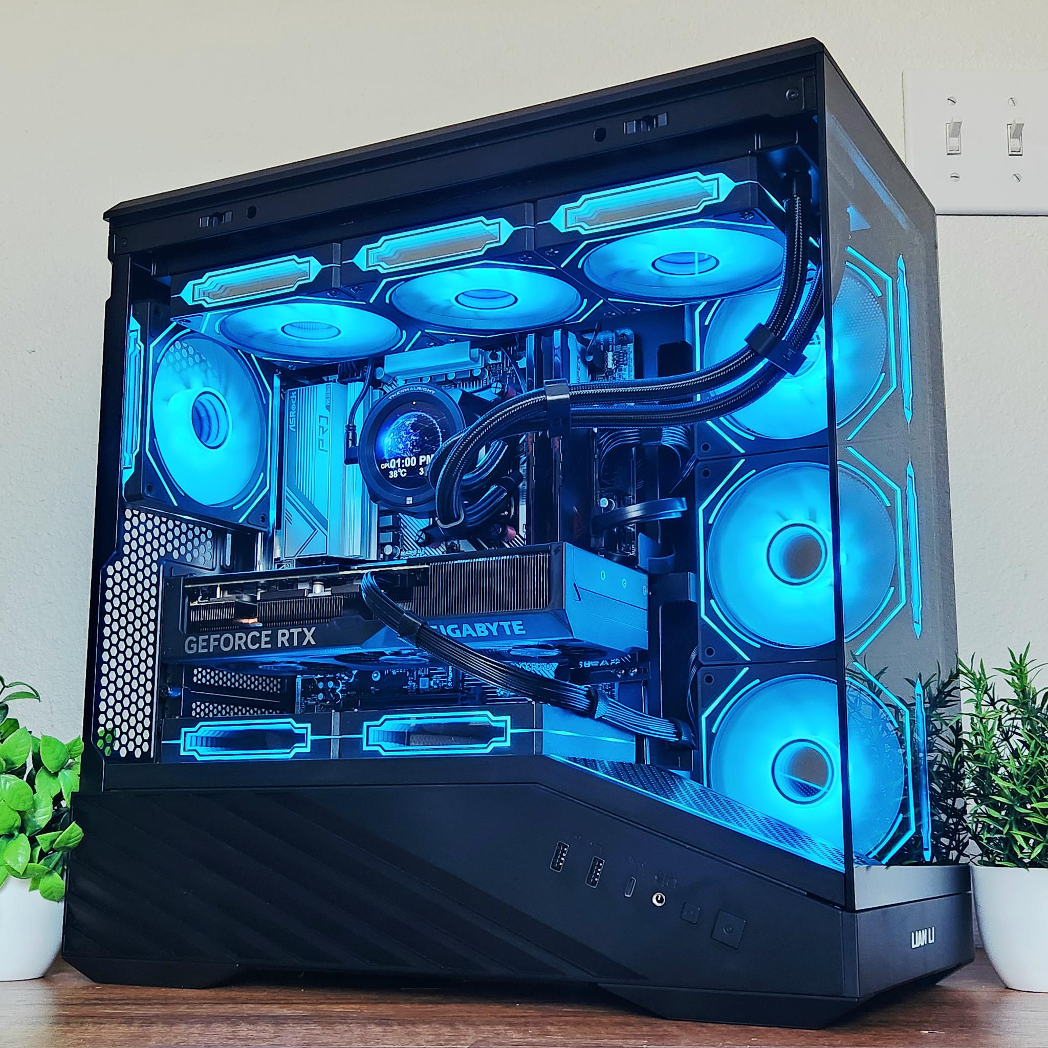 RTX 4070 Super | Ryzen 7 7700X | 32GB DDR5 | 2TB NVMe | WiFi + BT