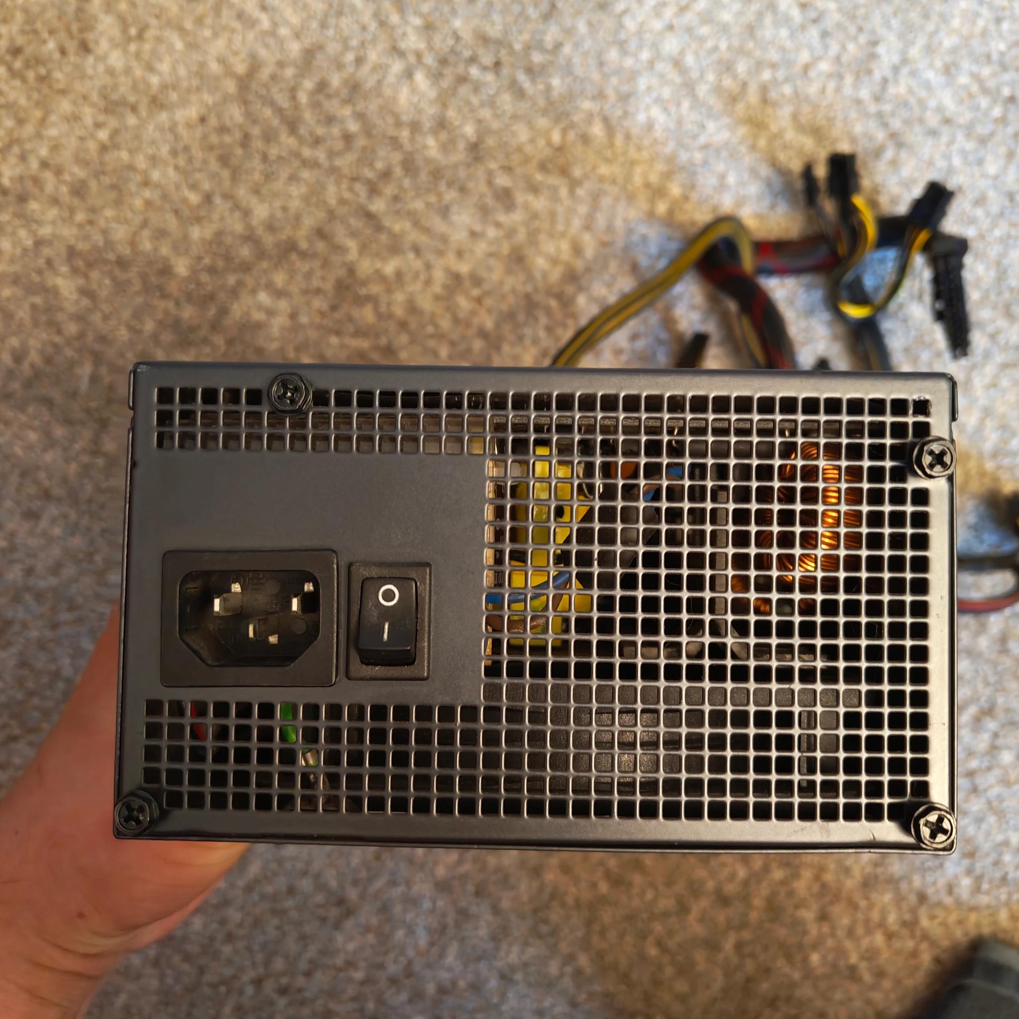 650W Semi-Modular PSU