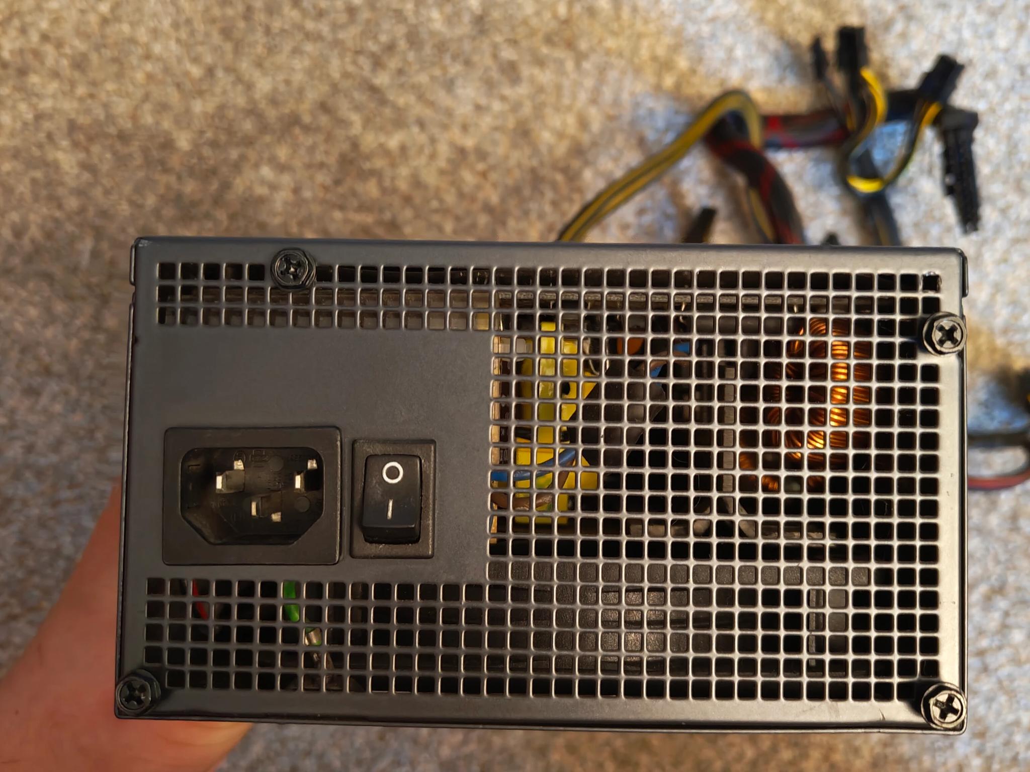 650W Semi-Modular PSU