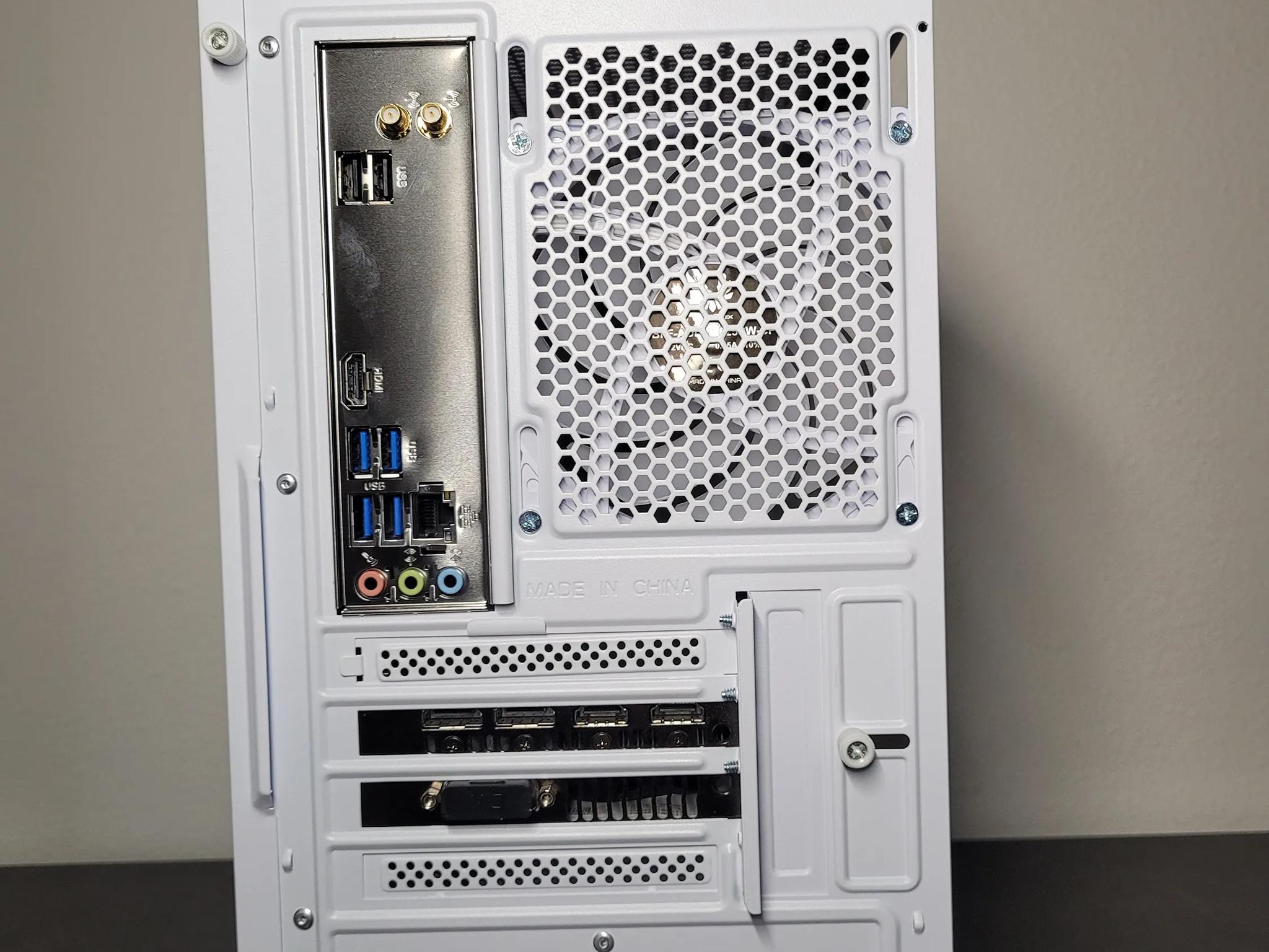 Entry White Gaming PC // Ryzen 7 1700 // GTX 1060 6GB // 16GB DDR4 // 1TB SSD // WI-FI