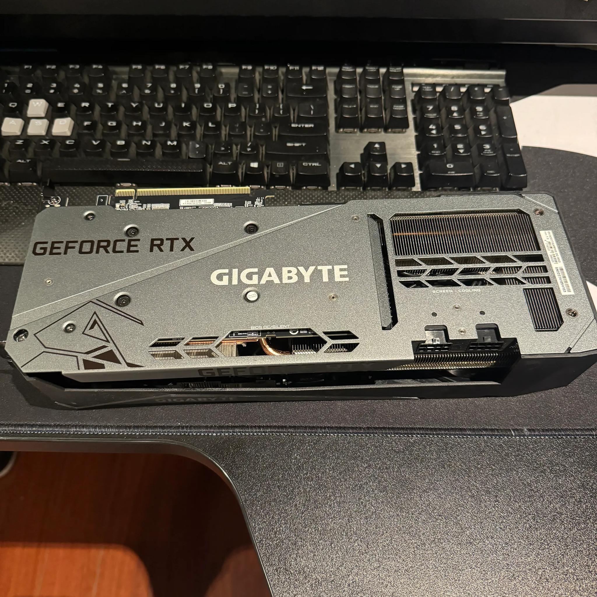 GIGABYTE GeForce RTX 3070 Ti Gaming OC 8G