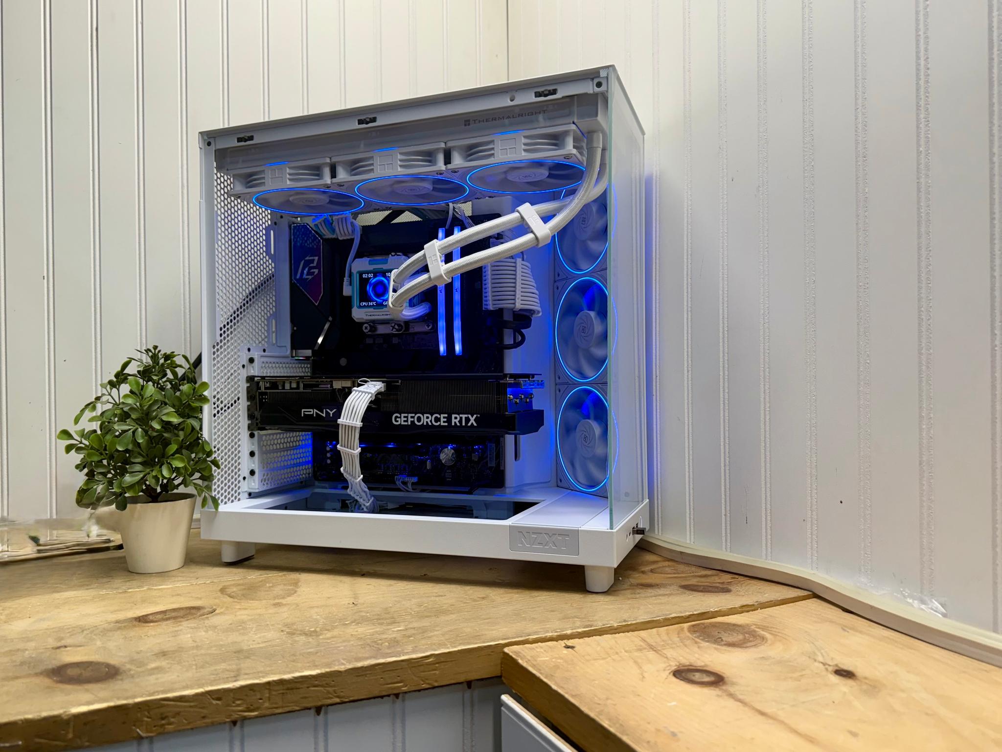 White Warrior 1440/4K  265k/RTX 5070 Ti/2TB nvm/32g DDR5/360mm AIO/850watt psu