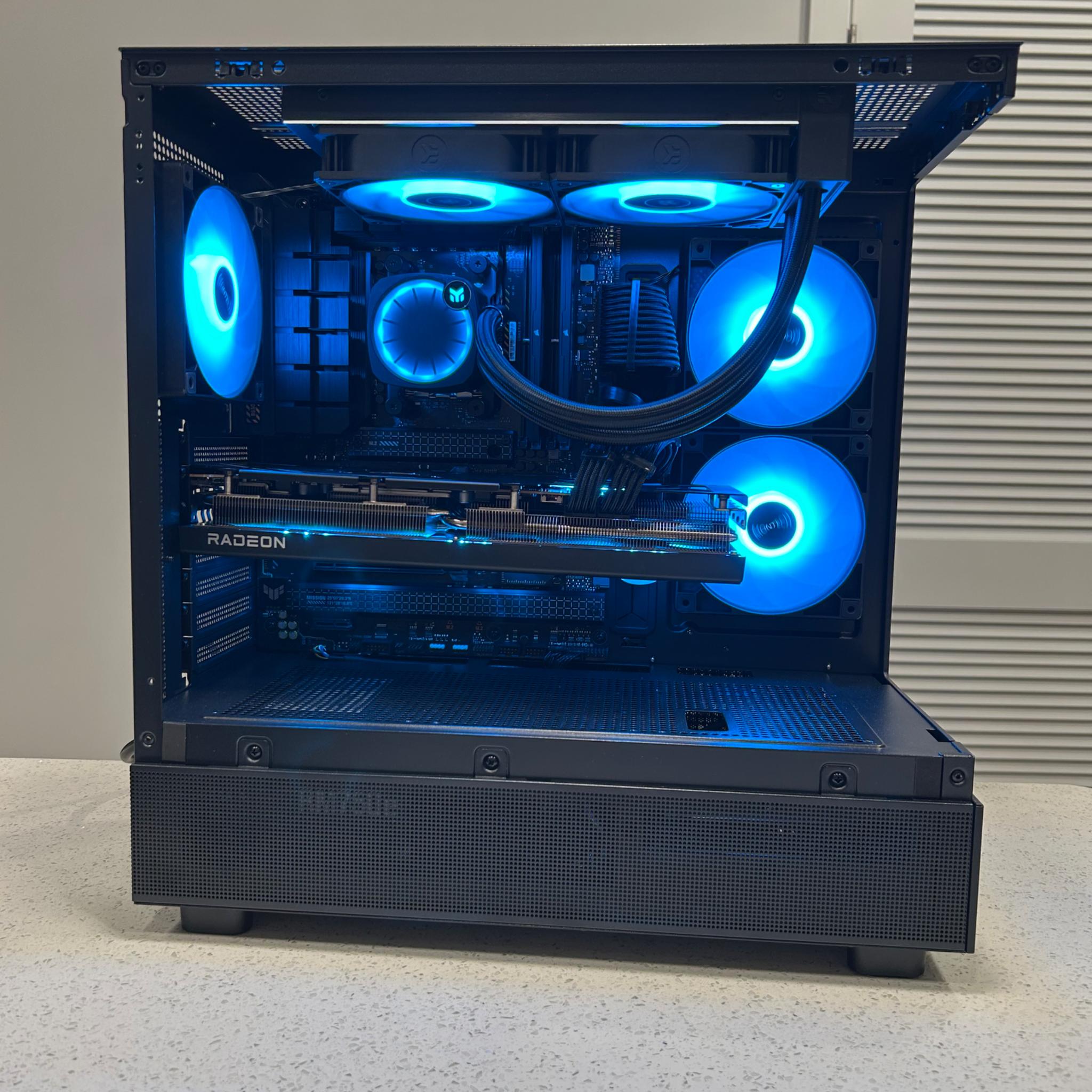BEAST GAMING PC 1440p | RYZEN 5 7600 | RX 7800XT 16GB | 32GB DDR5 RAM | 1TB NVMe M.2