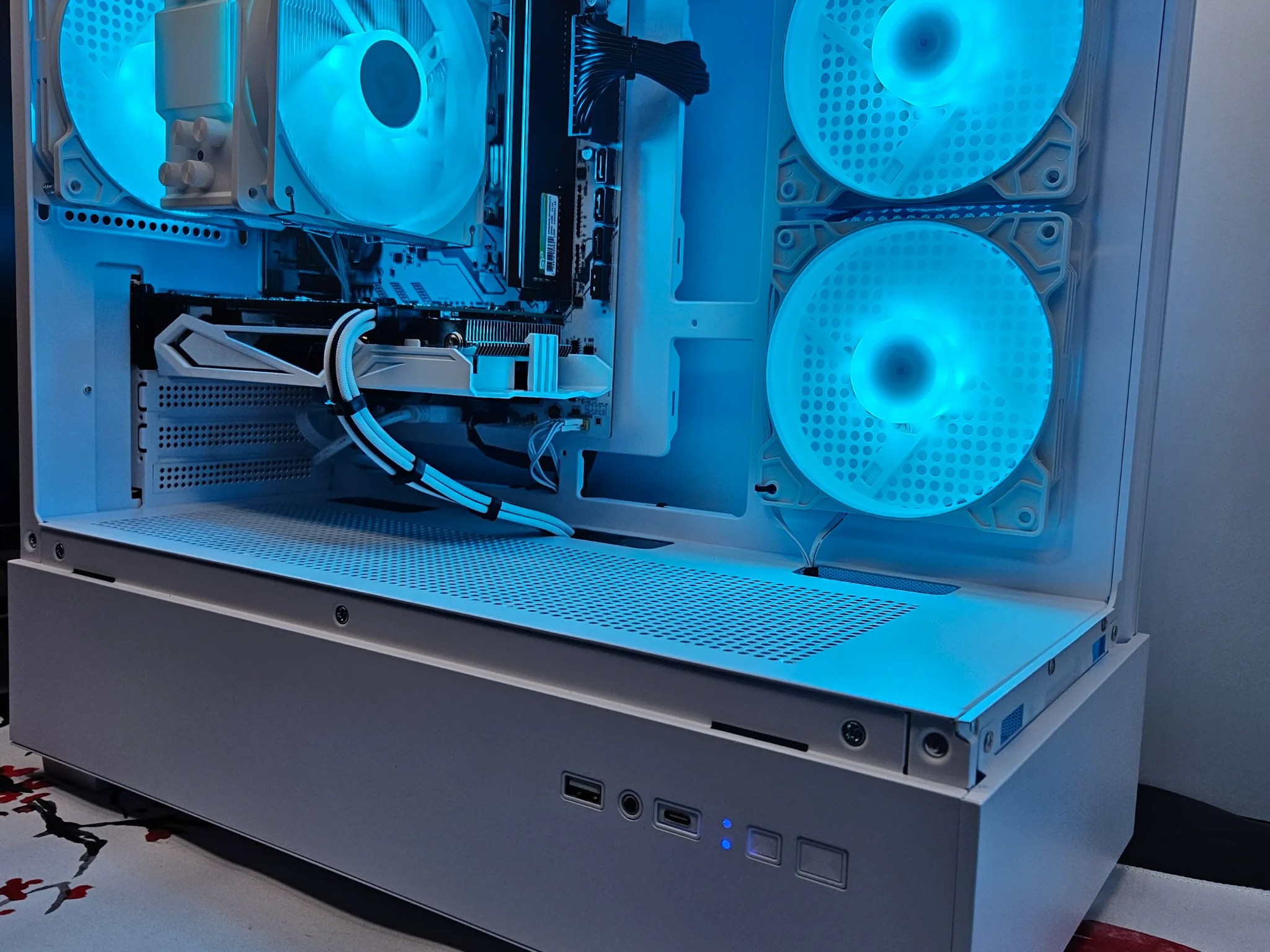 Frosty Rig Ryzen 5 / 16GB DDR4 / 512GB SSD / RX580