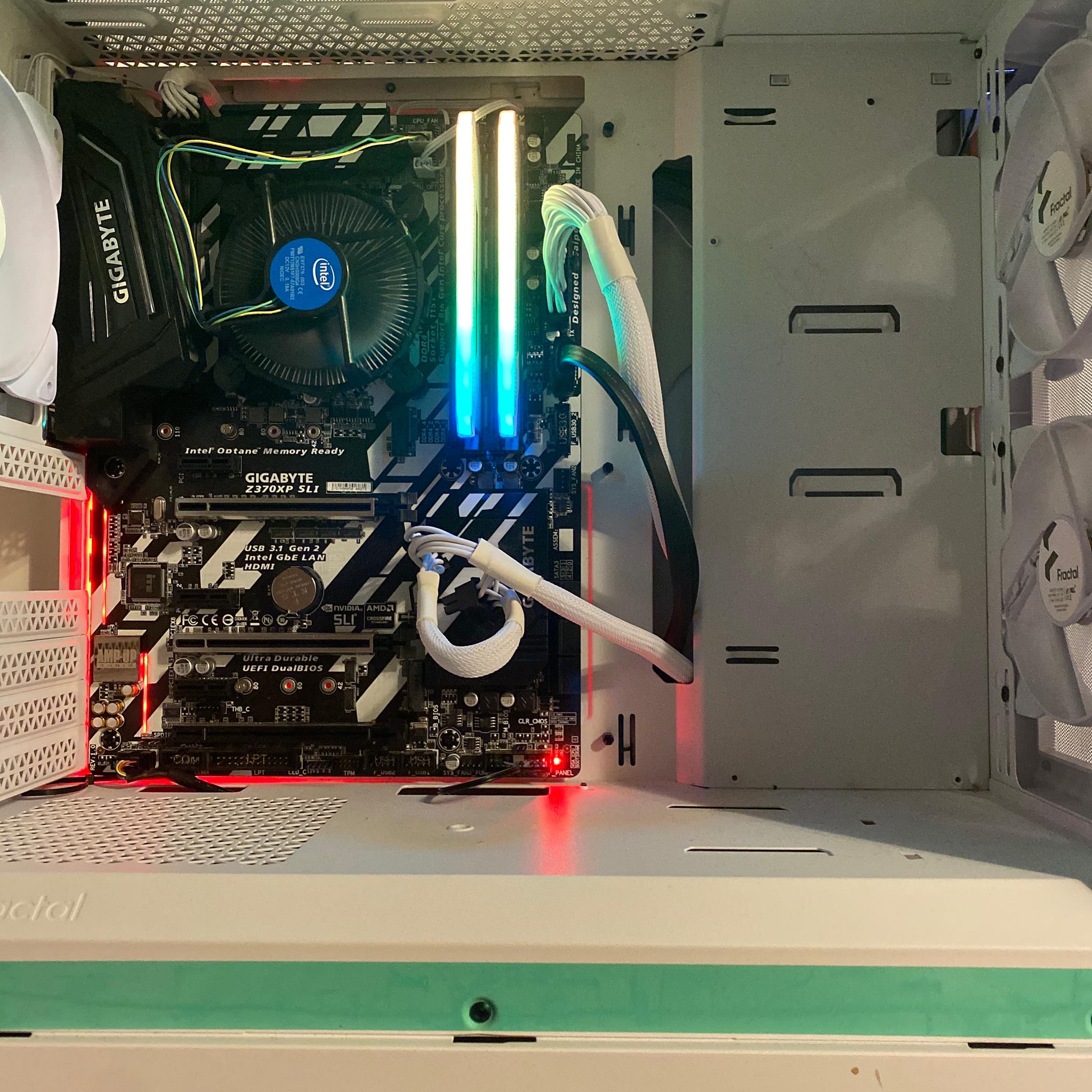 i7-9700F 16GB RAM 850w PSU