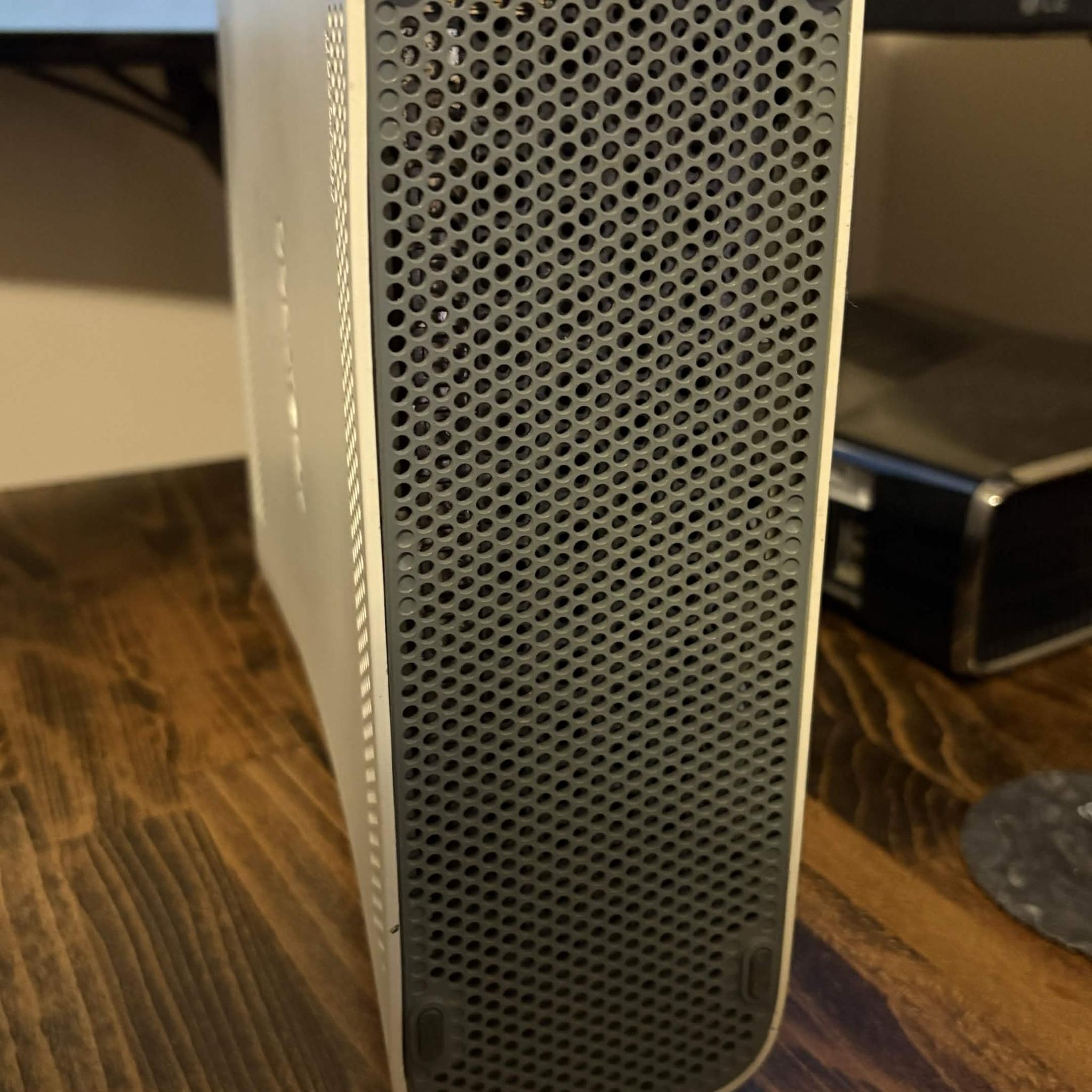 Xbox 360 Pro 20GB | Untested | No Cords