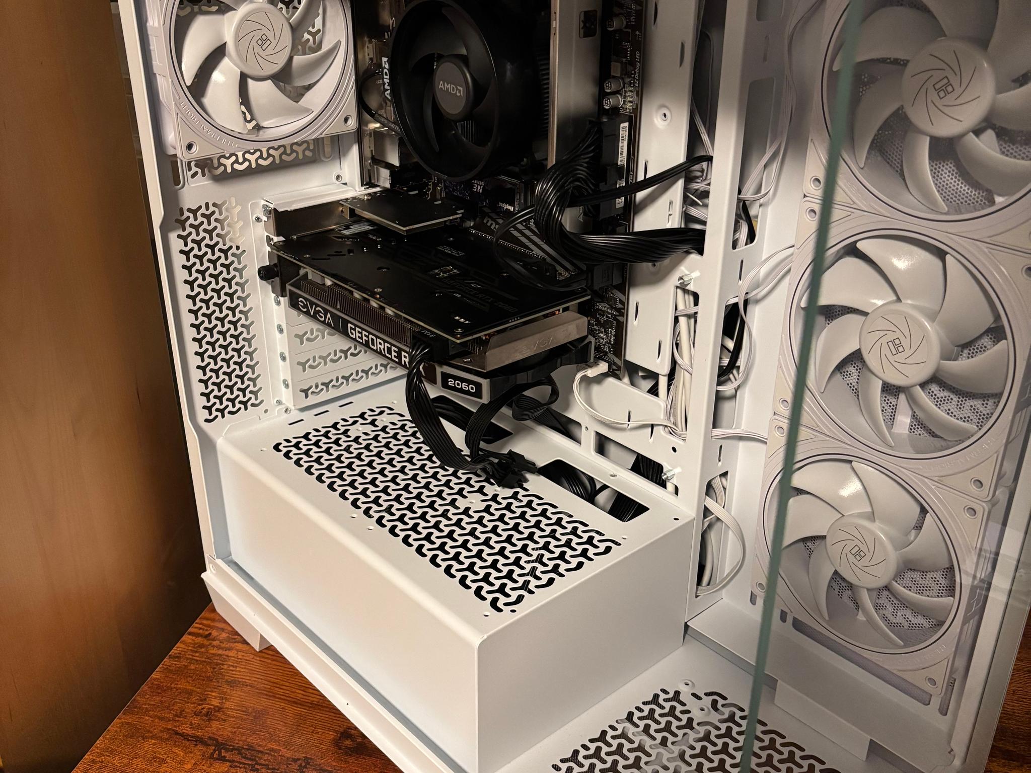 Budget Baller PC Ryzen 5 4500 • RTX 2060 • 16 GB RAM • Windows 11 • Corsair 3500X White