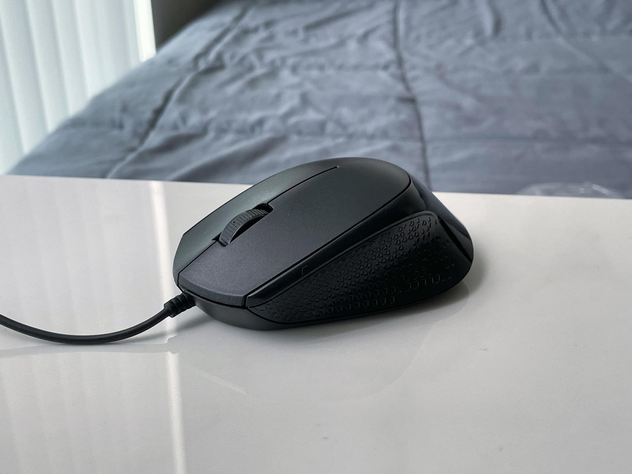 iMicro Wired USB Optimical Mouse - Black