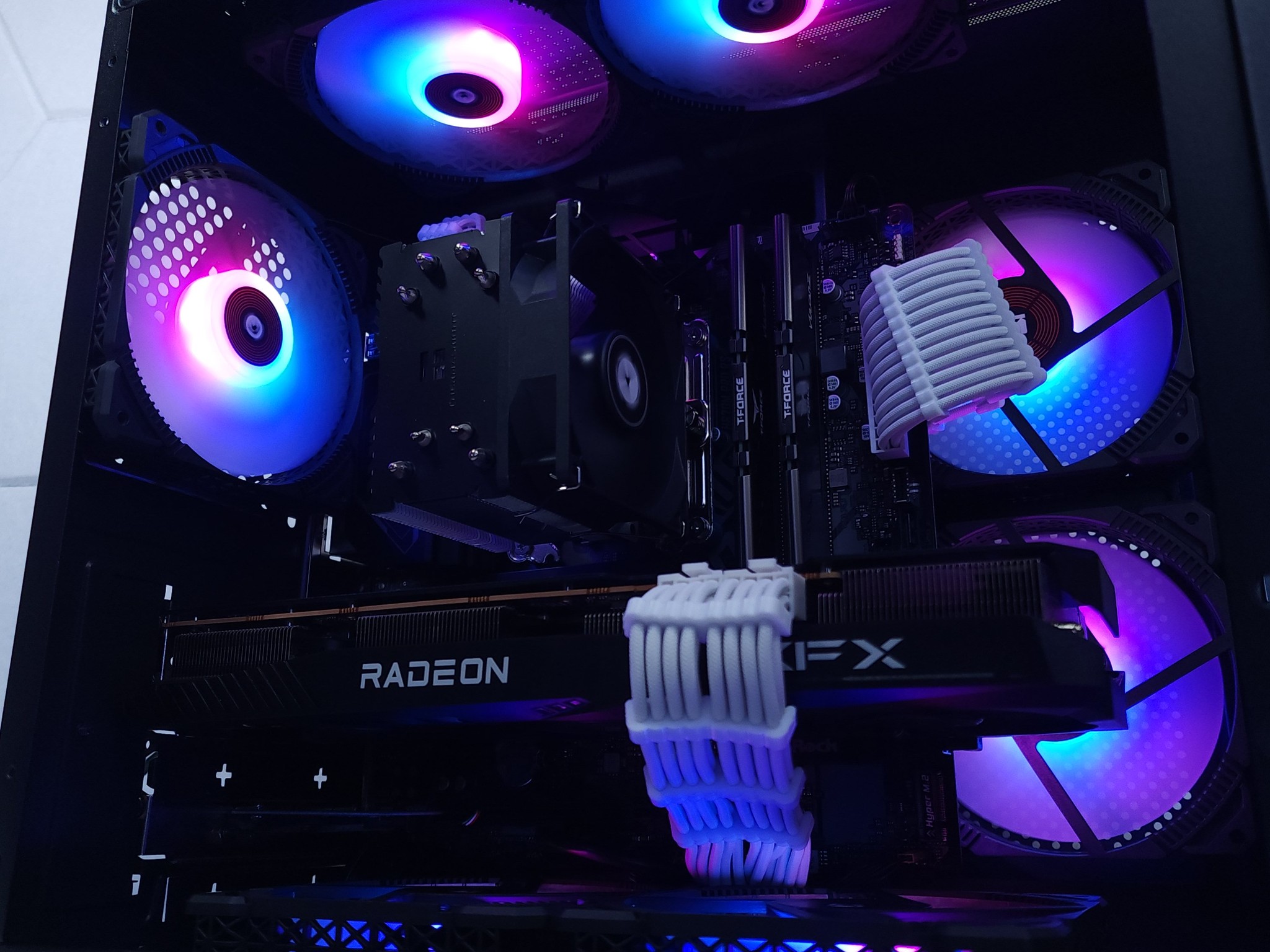 🖤💜RX 6700 | Core i5 12400F | 16GB 3200MHz | 1TB NVMe SSD