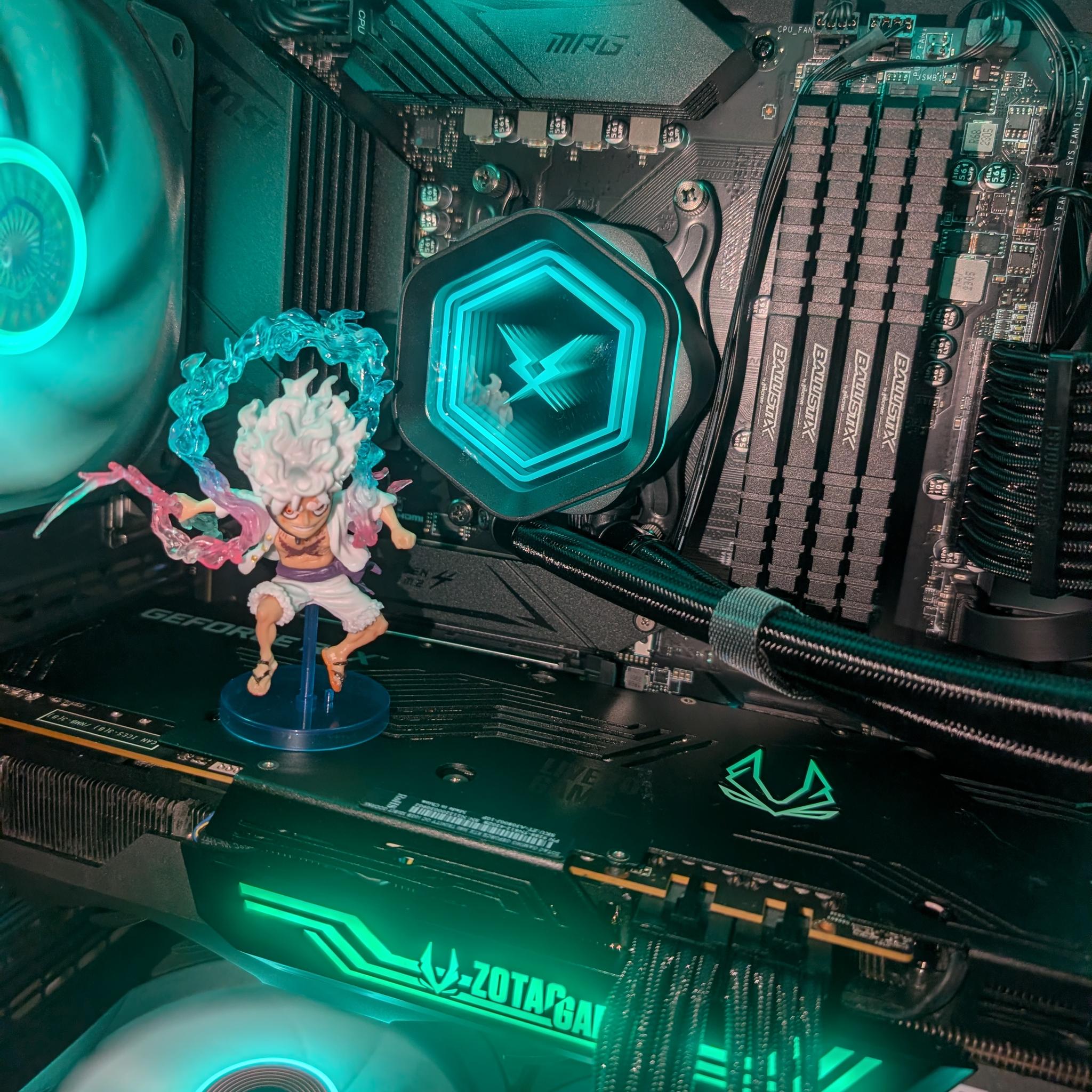 Ryzen 7 5700x / RTX 3080 / 32gb ddr4 / 1tb ssd