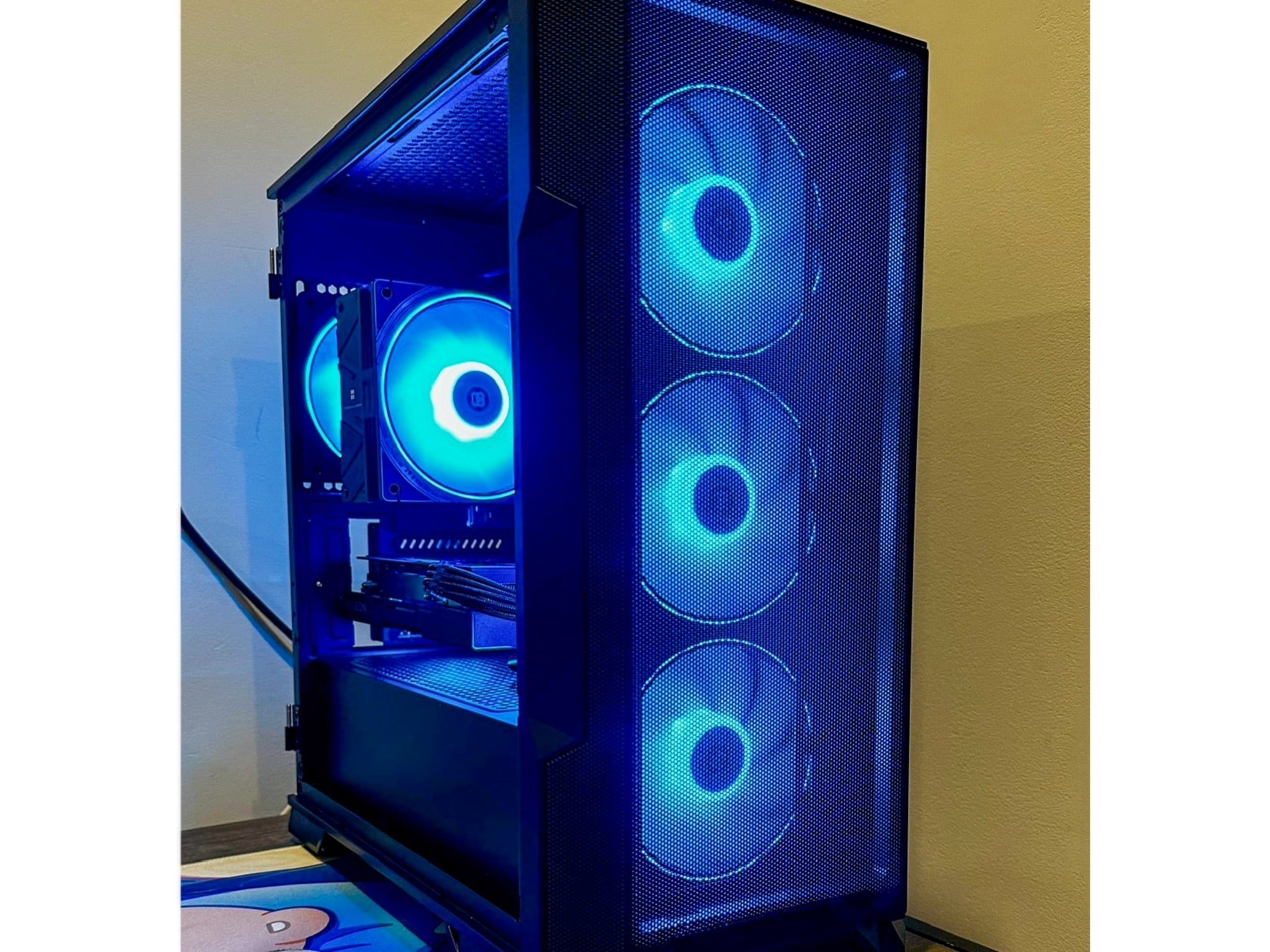 |🔥Gladius🔥| | RX 6650XT & Ryzen 5600 |