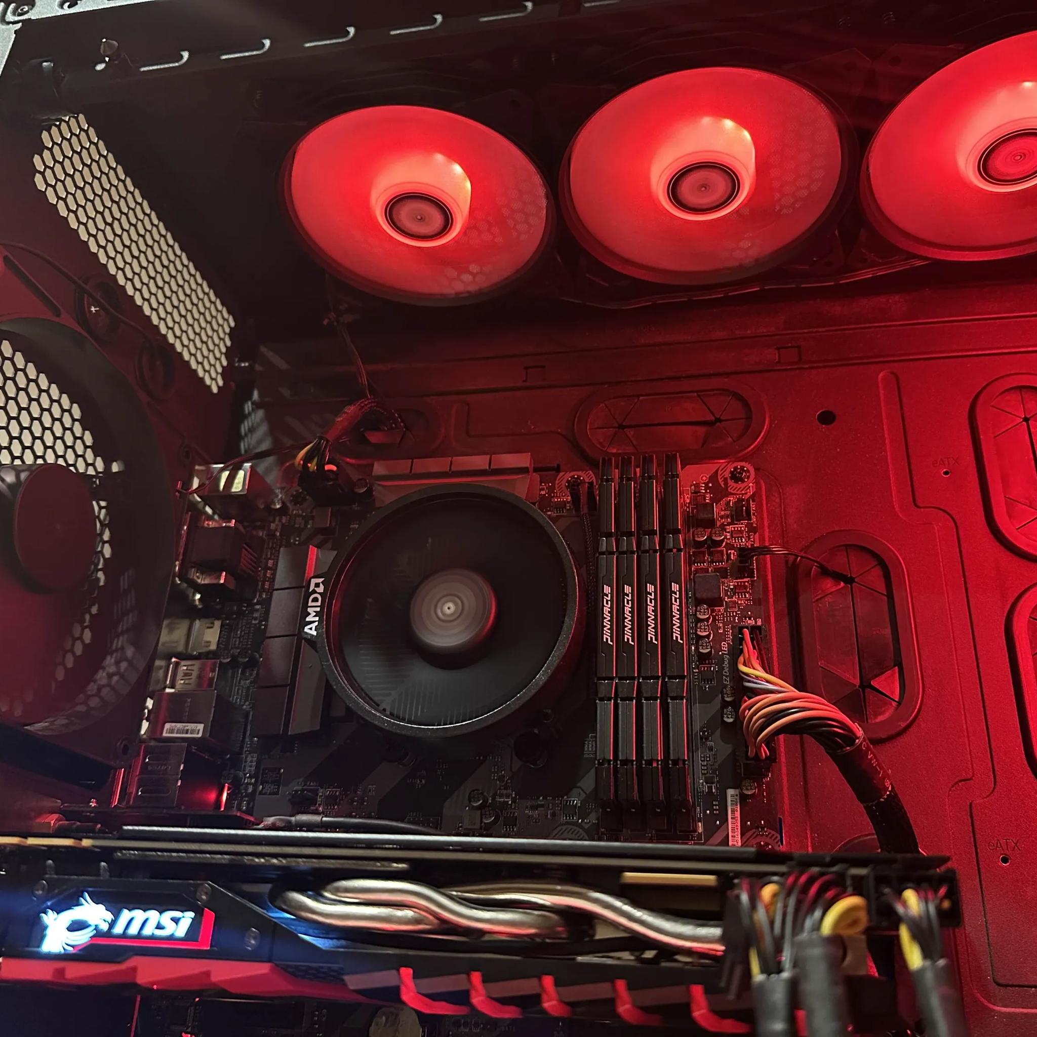 Gaming PC - AMD Ryzen 5 1600 | MSI NVIDIA GeForce GTX 1070 | 32GB RAM | 1TB SSD