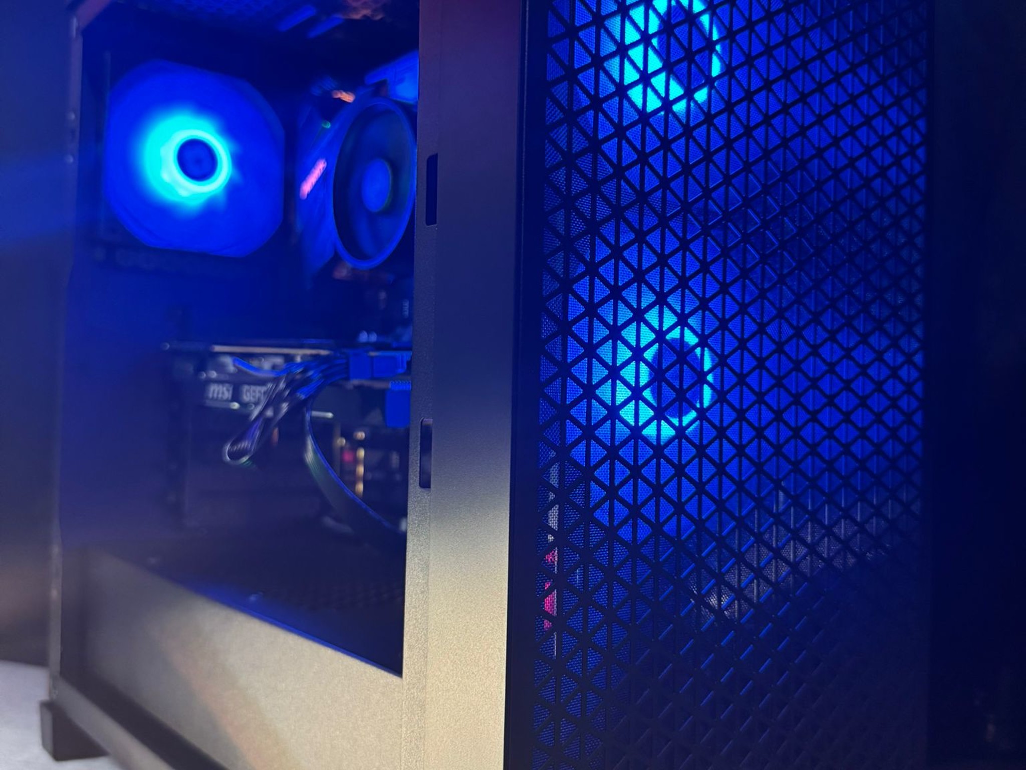 💥Gaming PC💥 [RTX 2070 Super][Ryzen 7 3700X][1TB SSD]