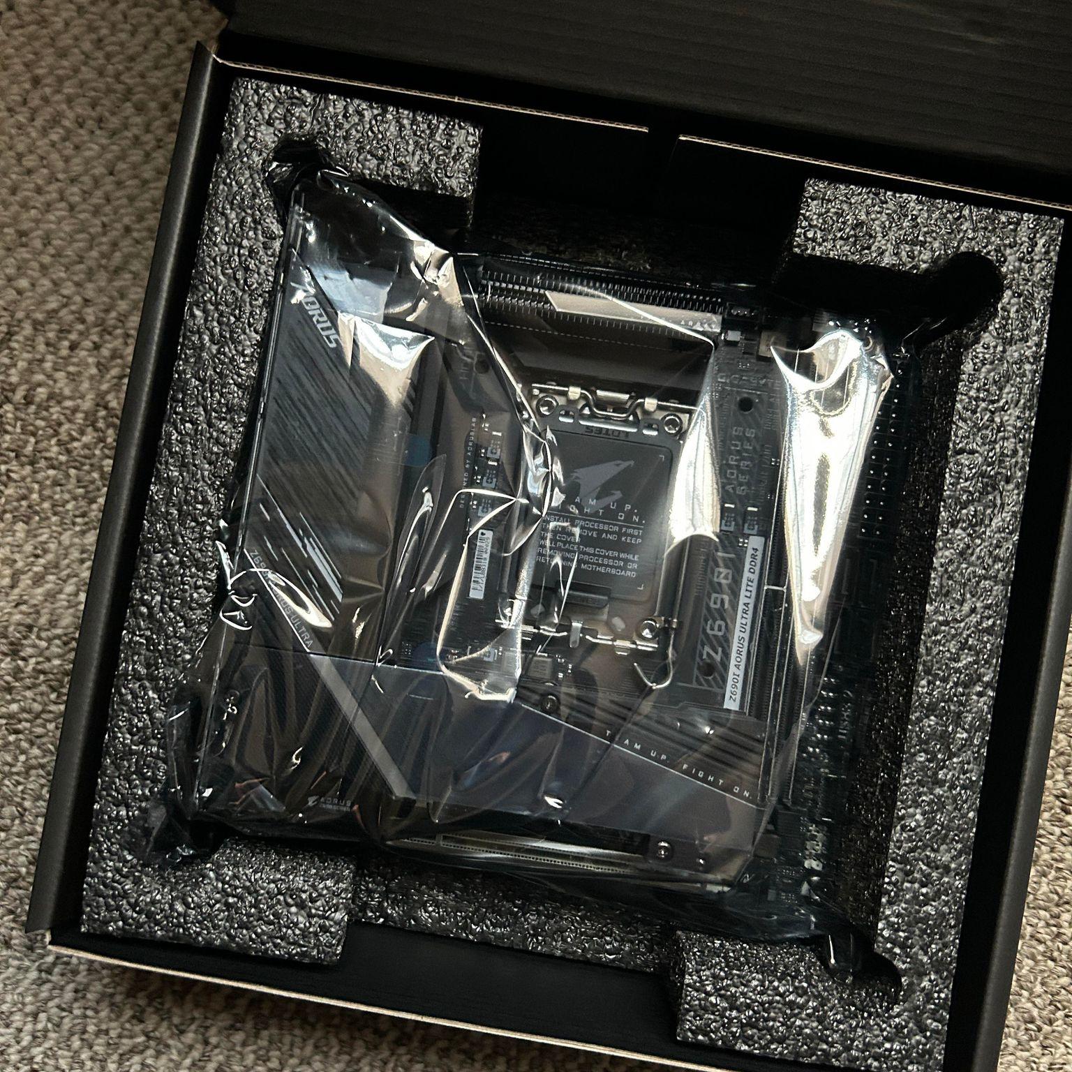 I5-12600K + Z690I Aorus Ultra Lite DDR4