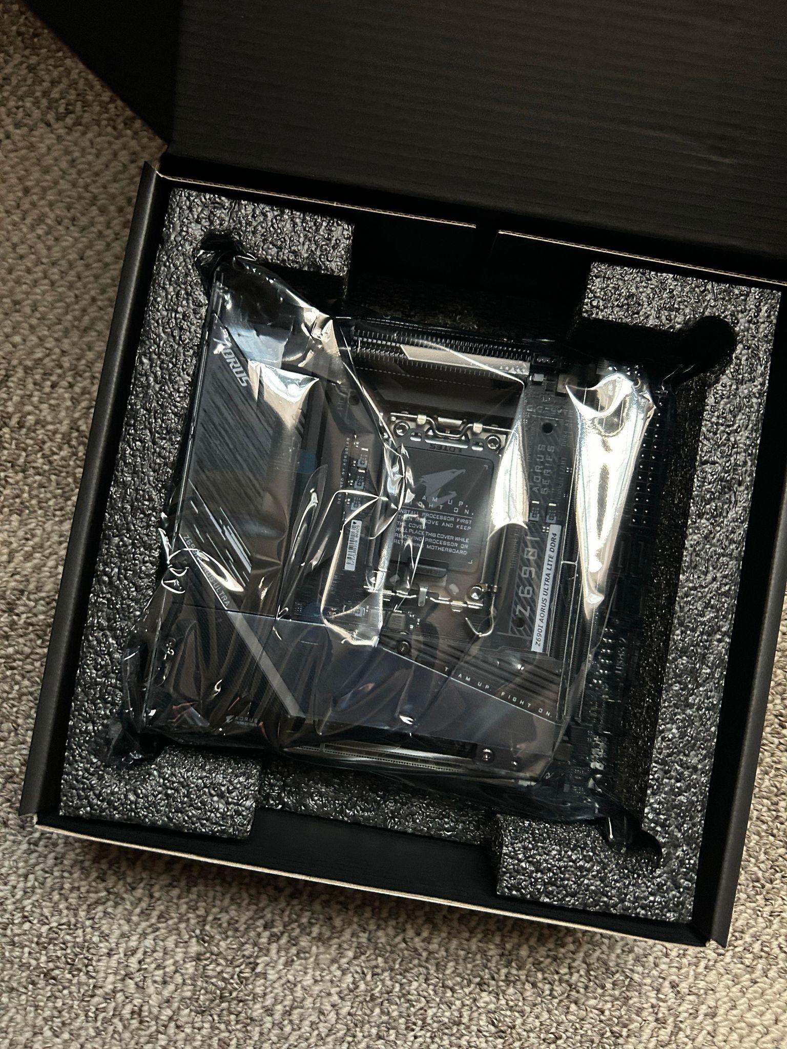I5-12600K + Z690I Aorus Ultra Lite DDR4