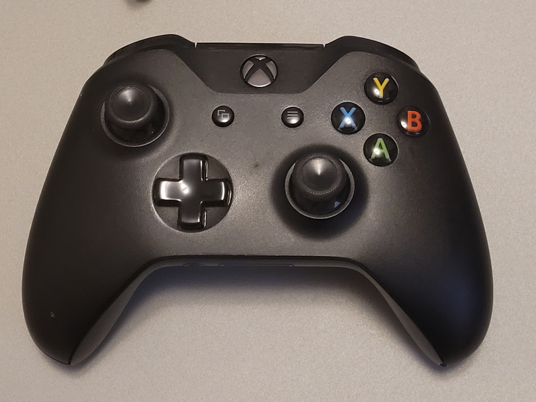 Xbox Series S 512gb and controller/cords