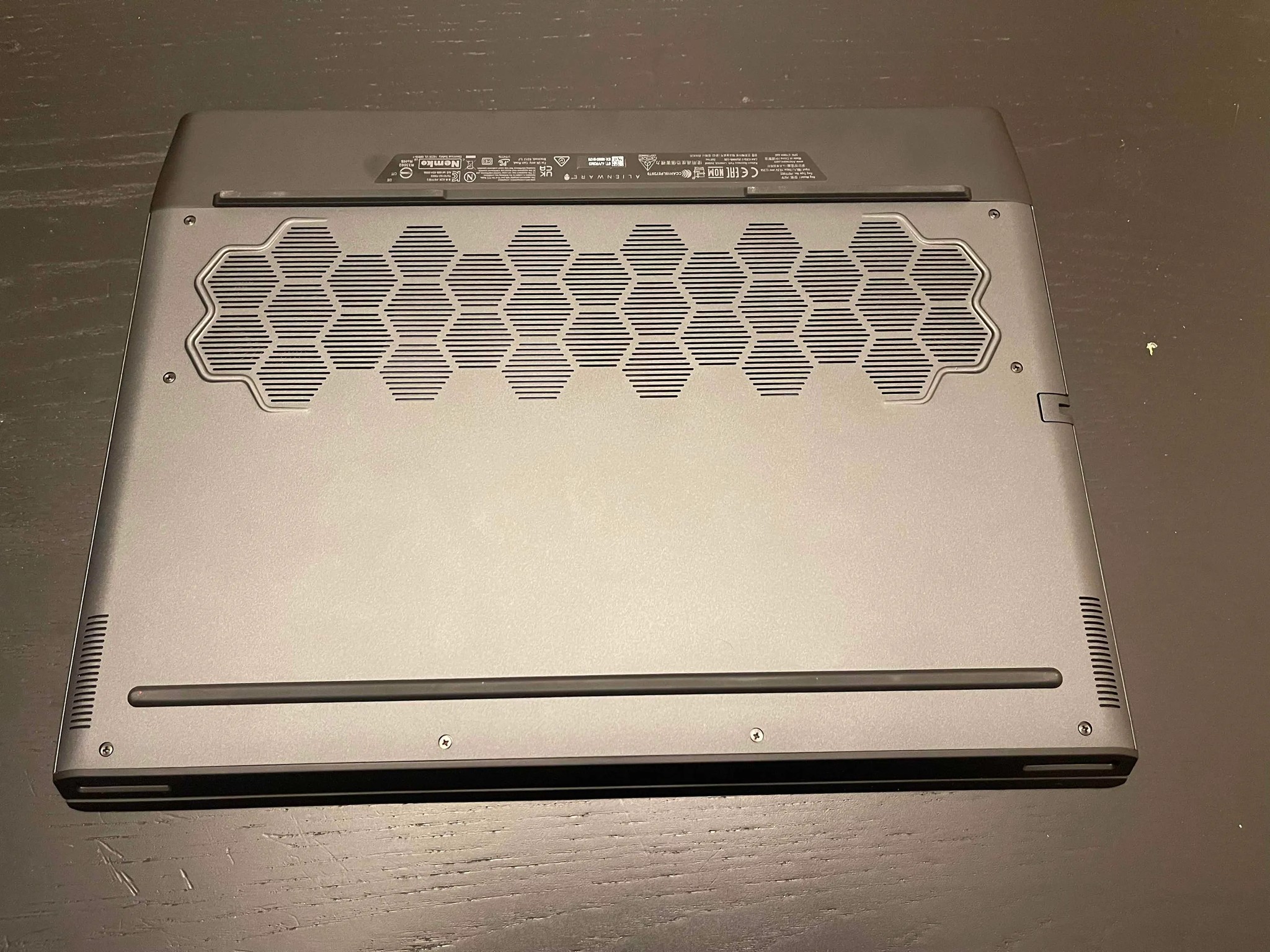 Alienware m15 r4 Laptop, 15.6" RTX 3070, i7-10870H, 16GB RAM, 1080p, 144hz GSYNC