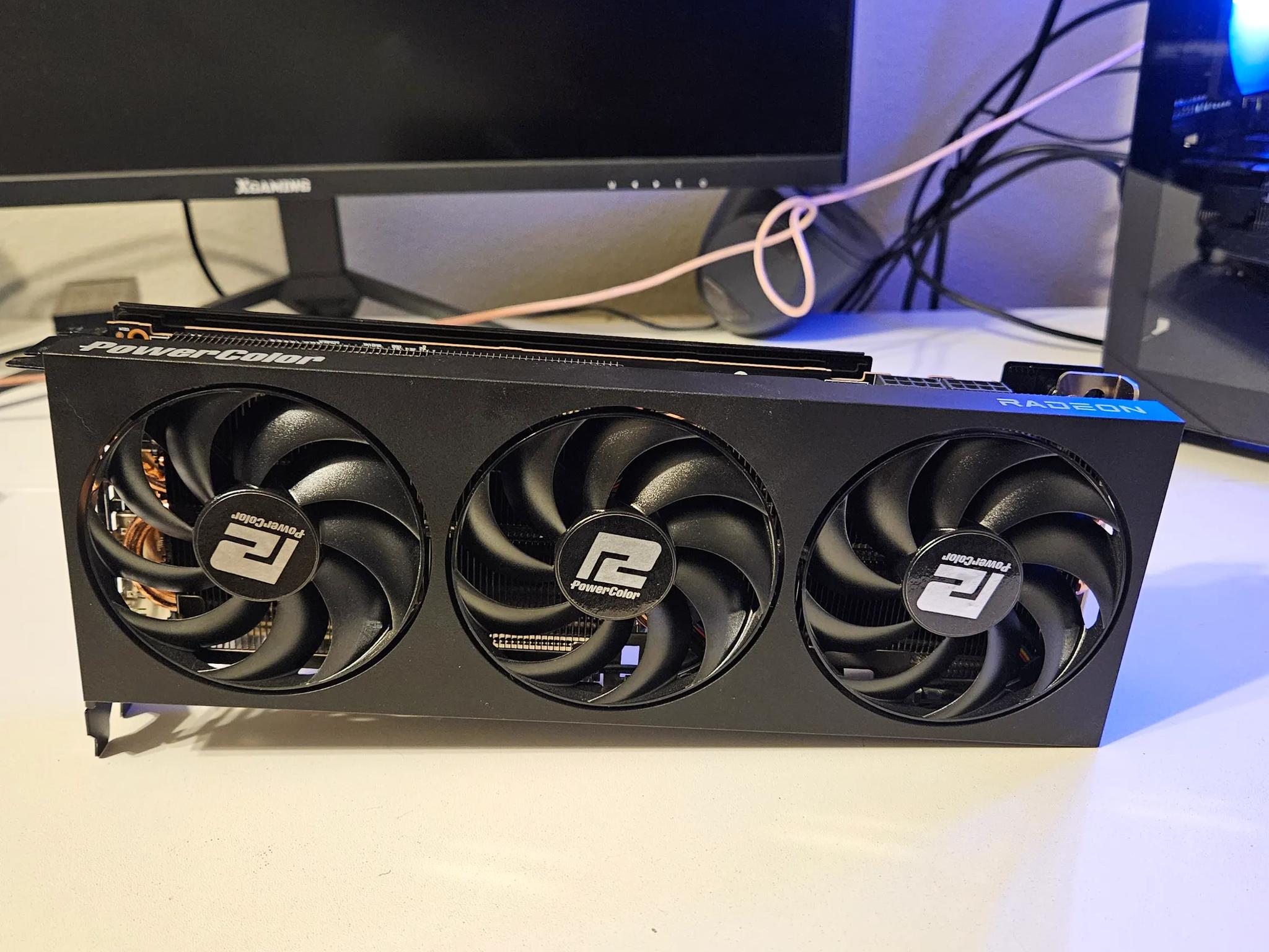 Powercolor fighter Radeon 7800 xt 16G