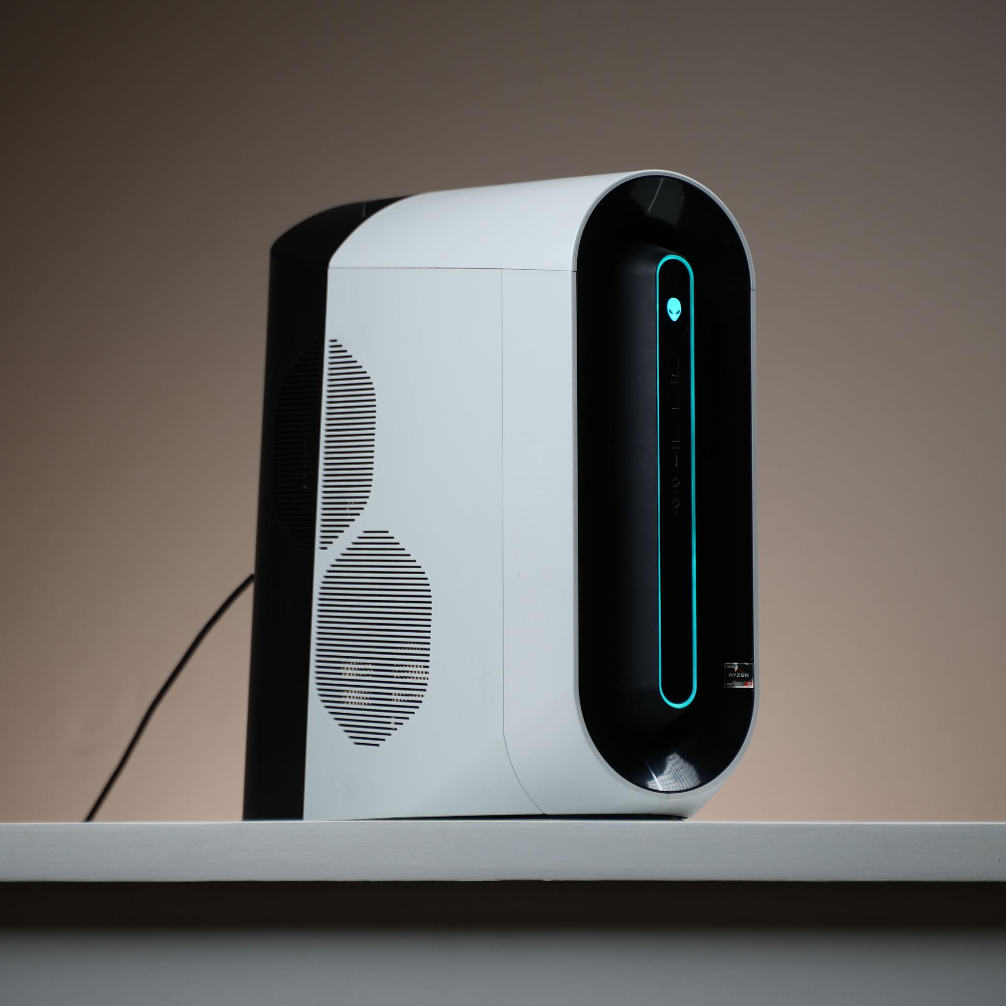 “Auraform” RTX 2080 Super Ryzen 9 5900 32GB 1TB Windows 11 Gaming PC Powerhouse