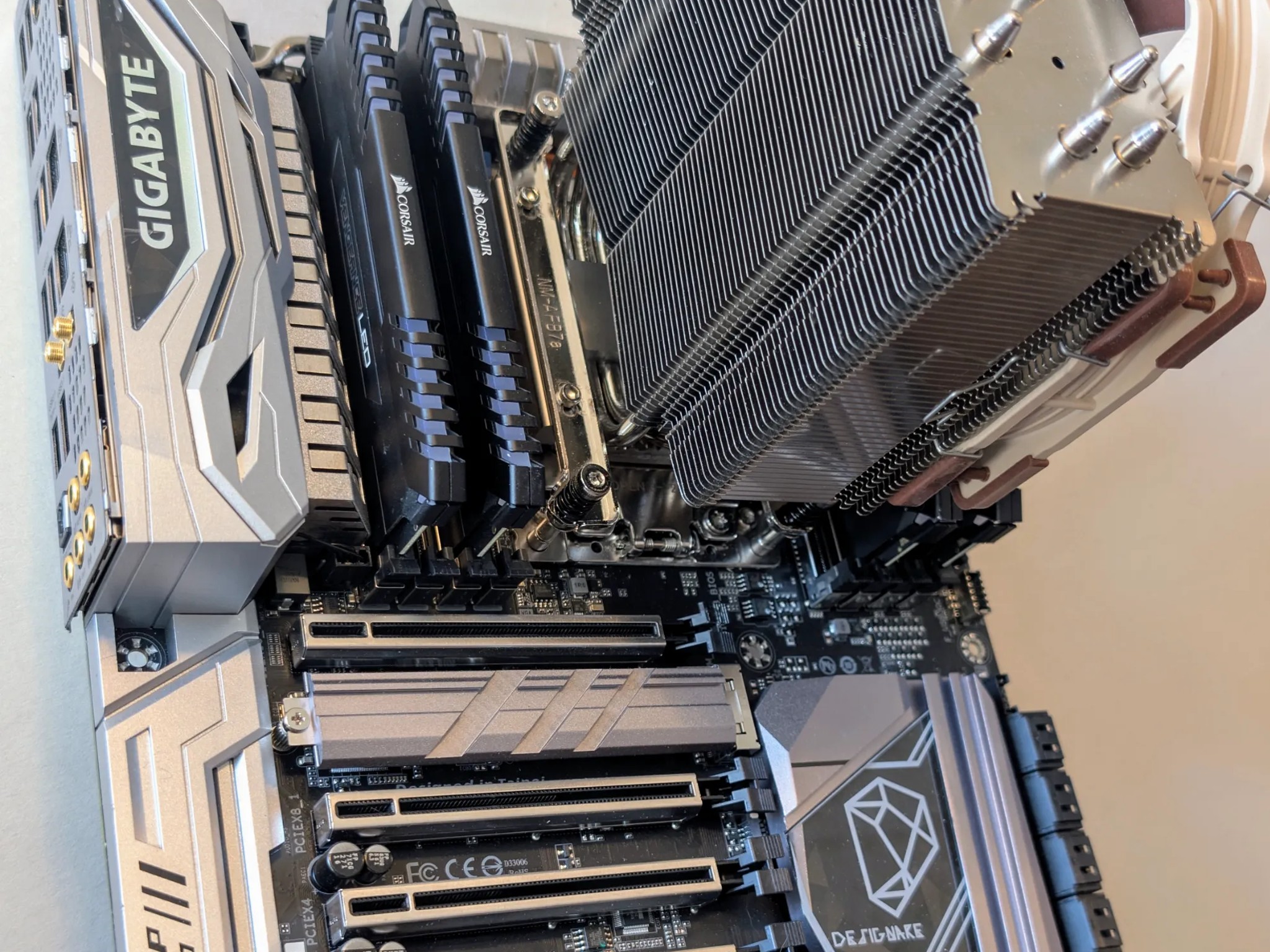 ⭐Bundle⭐Gigabyte X399 Designare Threadripper 1950X 64GB RAM