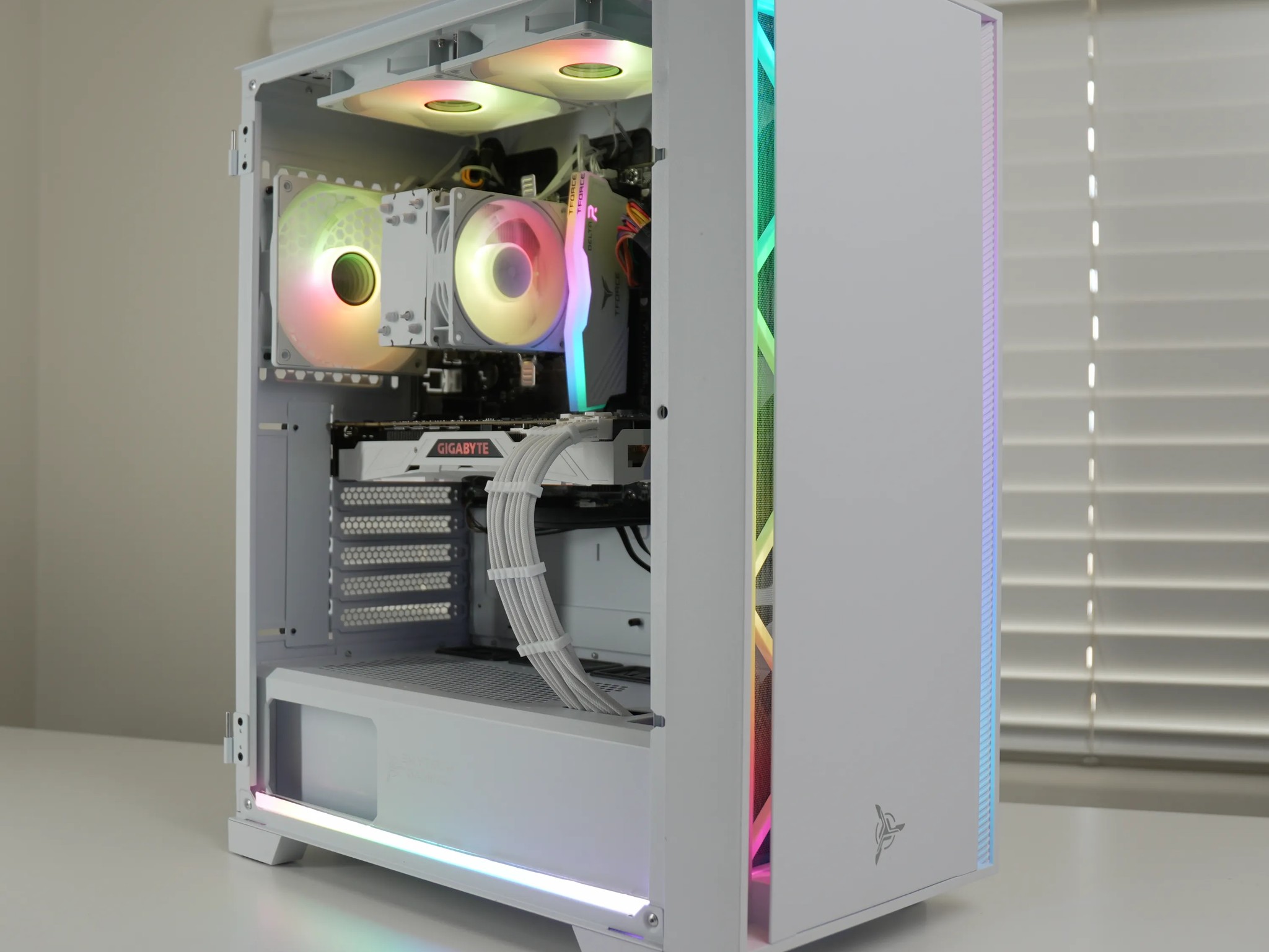 Budget Beast | GTX 1080TI | Ryzen 5 | 16GB RAM | WIN 11 |