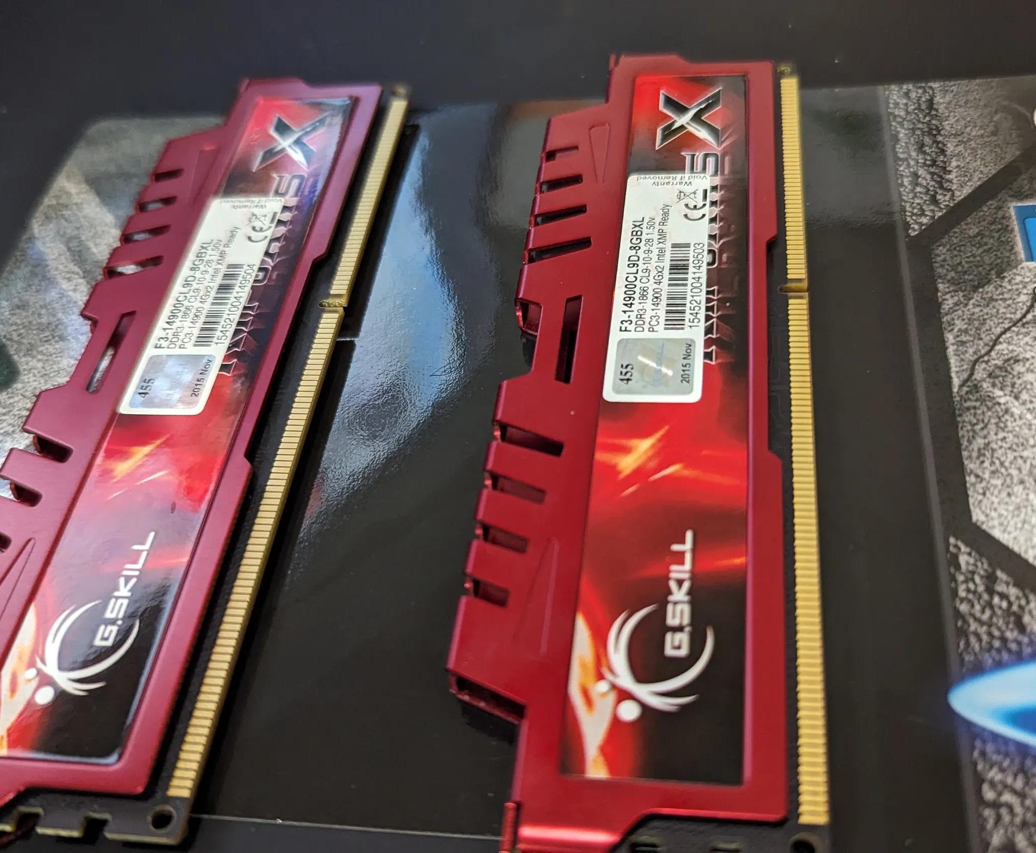 G.SKILL Ripjaws X DDR3-1866 PC3-14900 4096MVx2 Desktop Memory