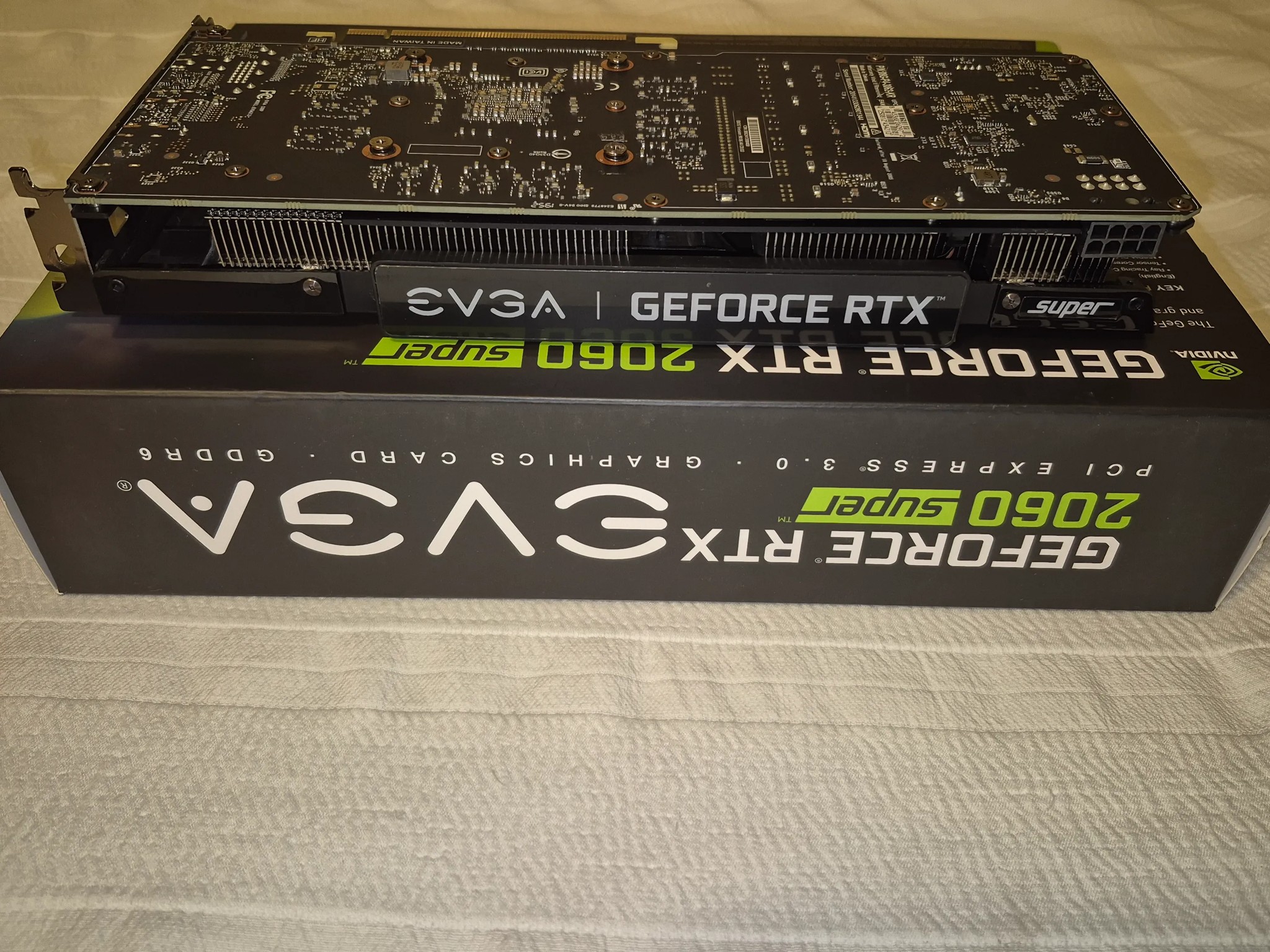 Nvidia RTX 2060 Super 8GB DDR6 (Retail EVGA GeForce RTX 2060 SUPER SC BLACK GAMING 08G-P4-3062-KR)