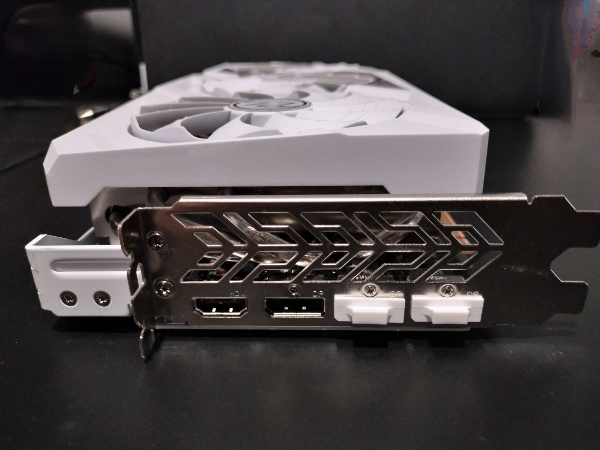 ASRock AMD Radeon RX 7900 XT Phantom Gaming White RGB Overclocked Triple Fan 20GB GDDR6