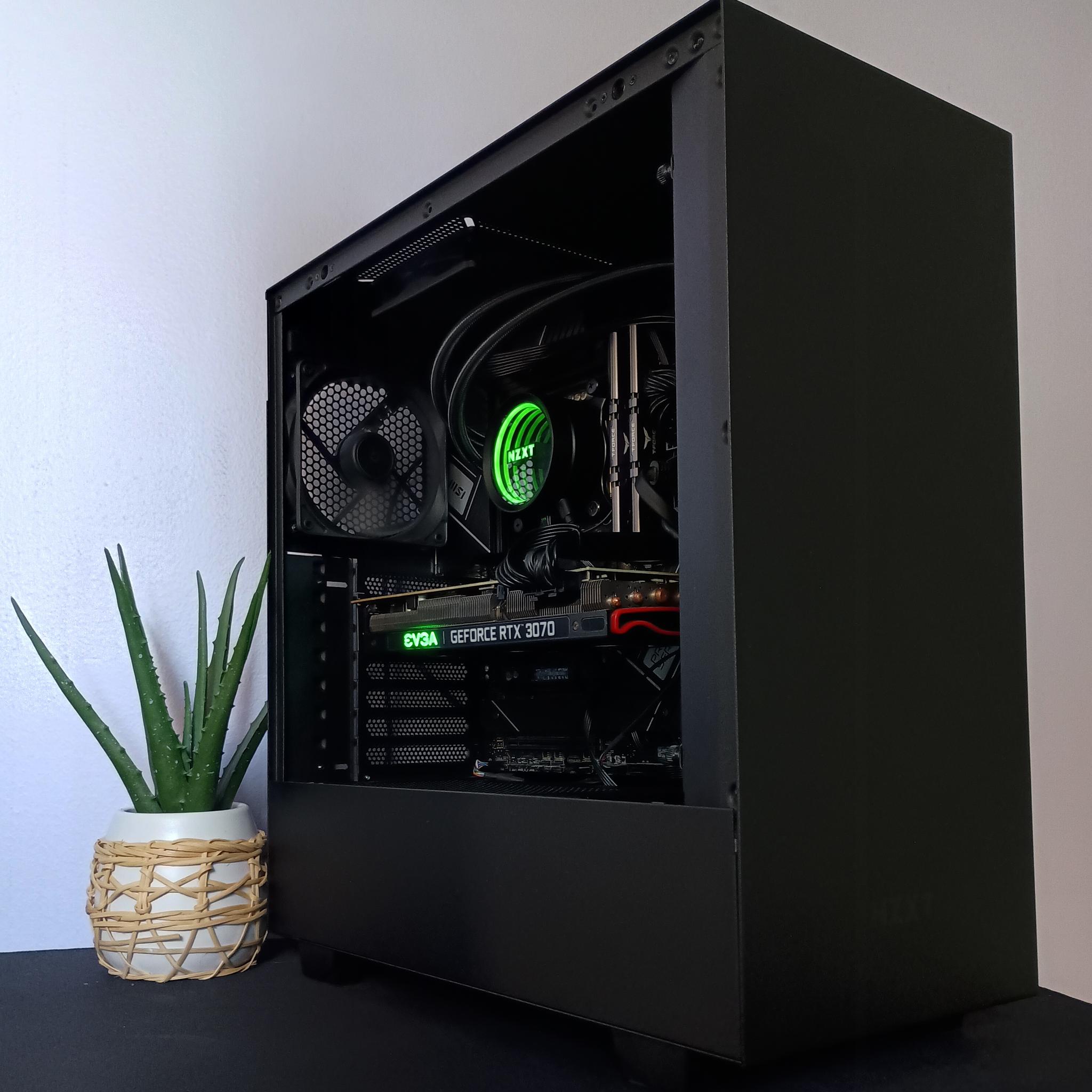 Powerfull CPU - Raptor Lake Intel Core i5, RTX 3070, CPU water cooled, Easily Upgradable