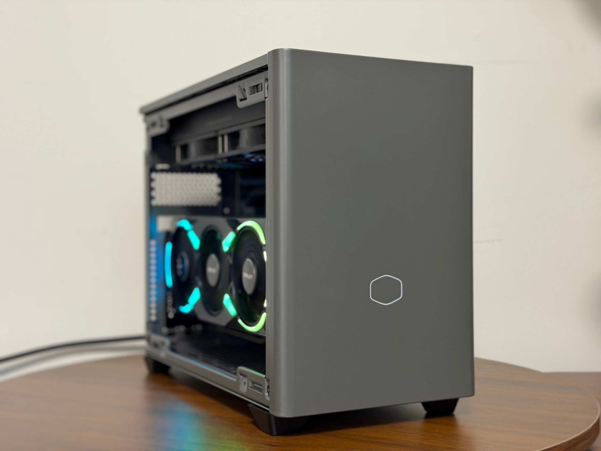 RTX 5070 Ti | Ryzen 7 7800X3D | 32GB DDR5 | B850-I | 2TB Gen5 SSD | 850W