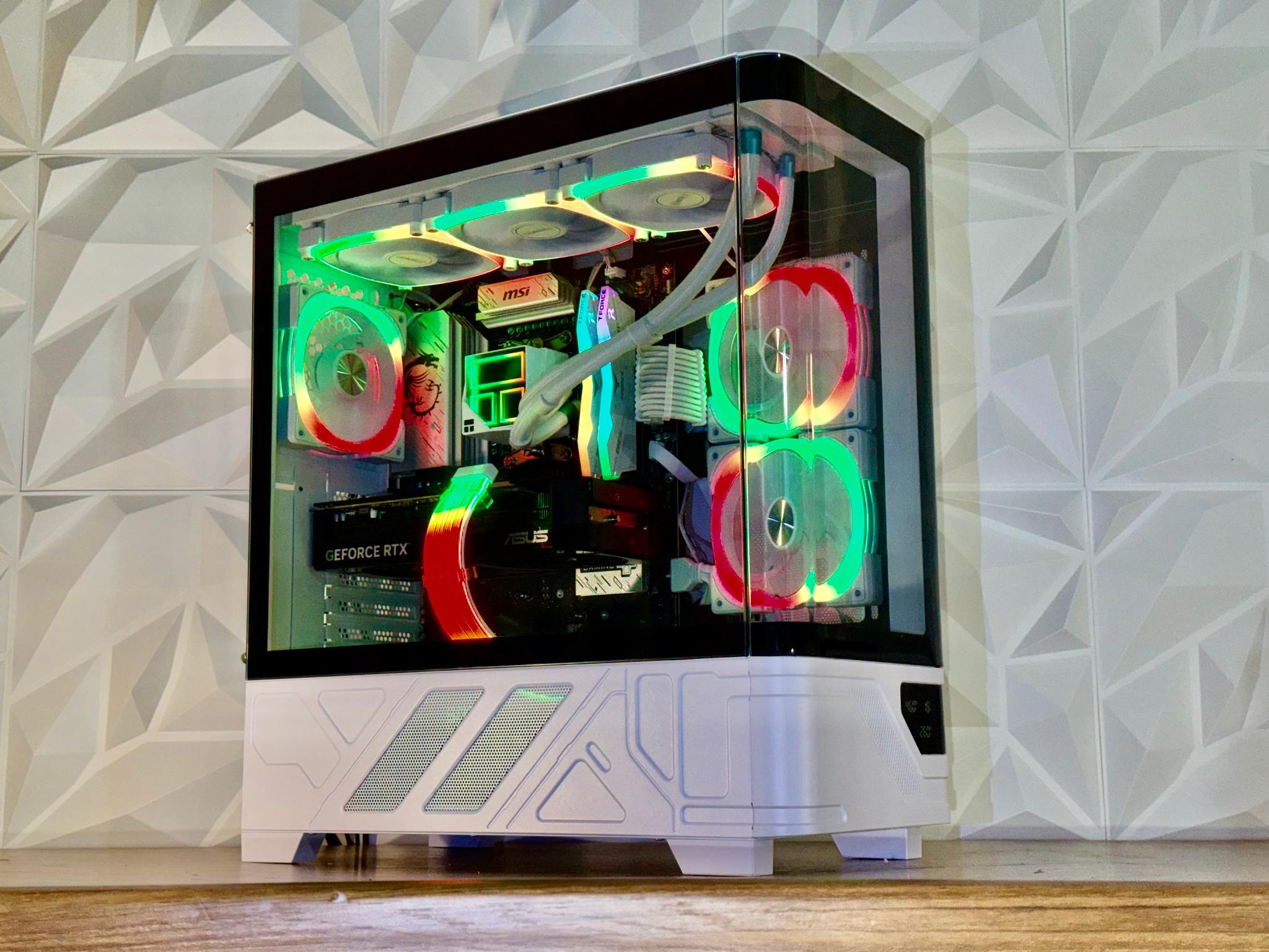 ❄️Ryzen 7600X3D + 9070XT/RTX 5070 |DDR5| 1TB SSD | Windows 11 Pro ❄️ “AURORA CUBE” LCD Showcase PC