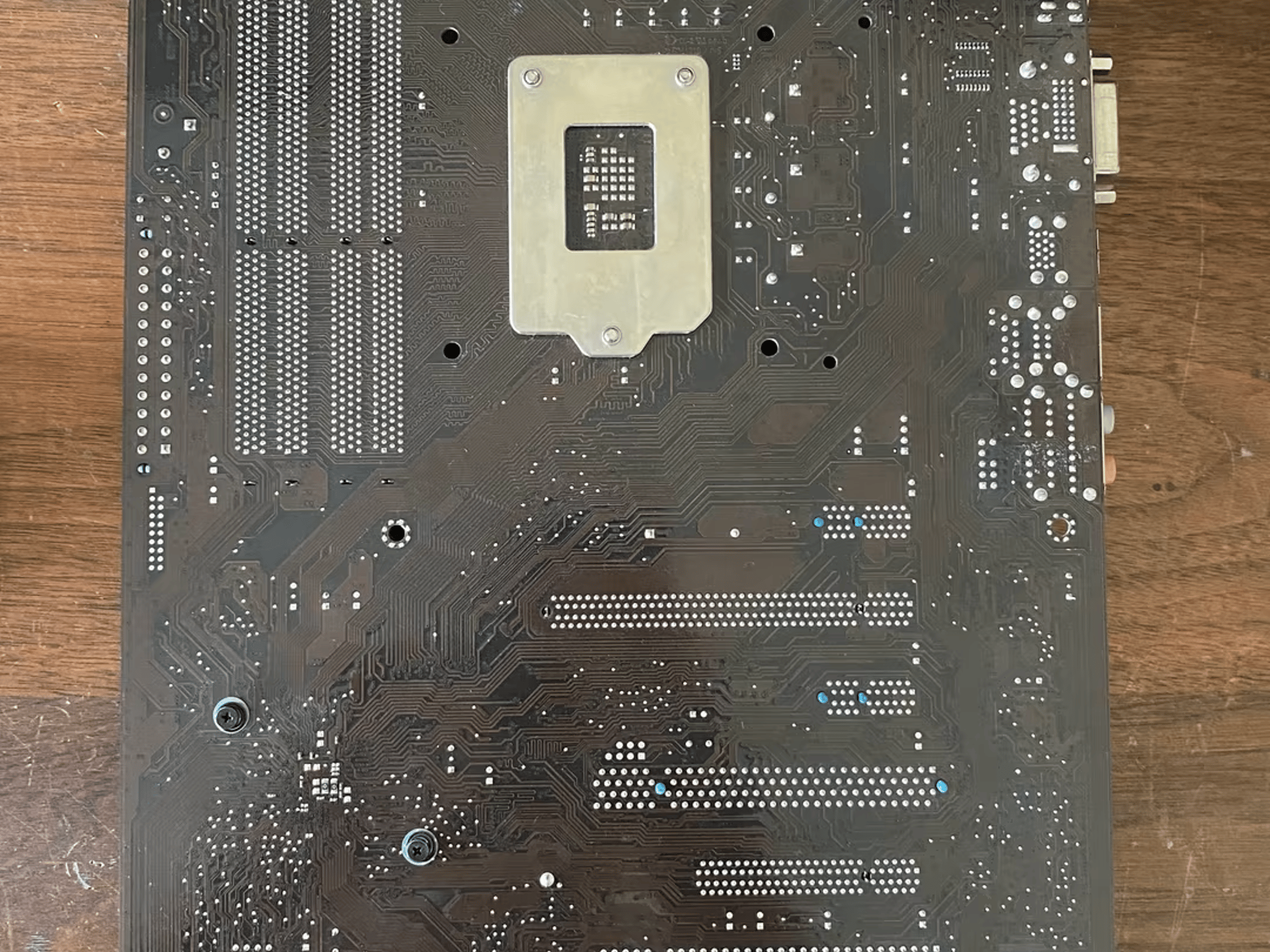 [BROKEN] Asus LGA 1155 motherboard