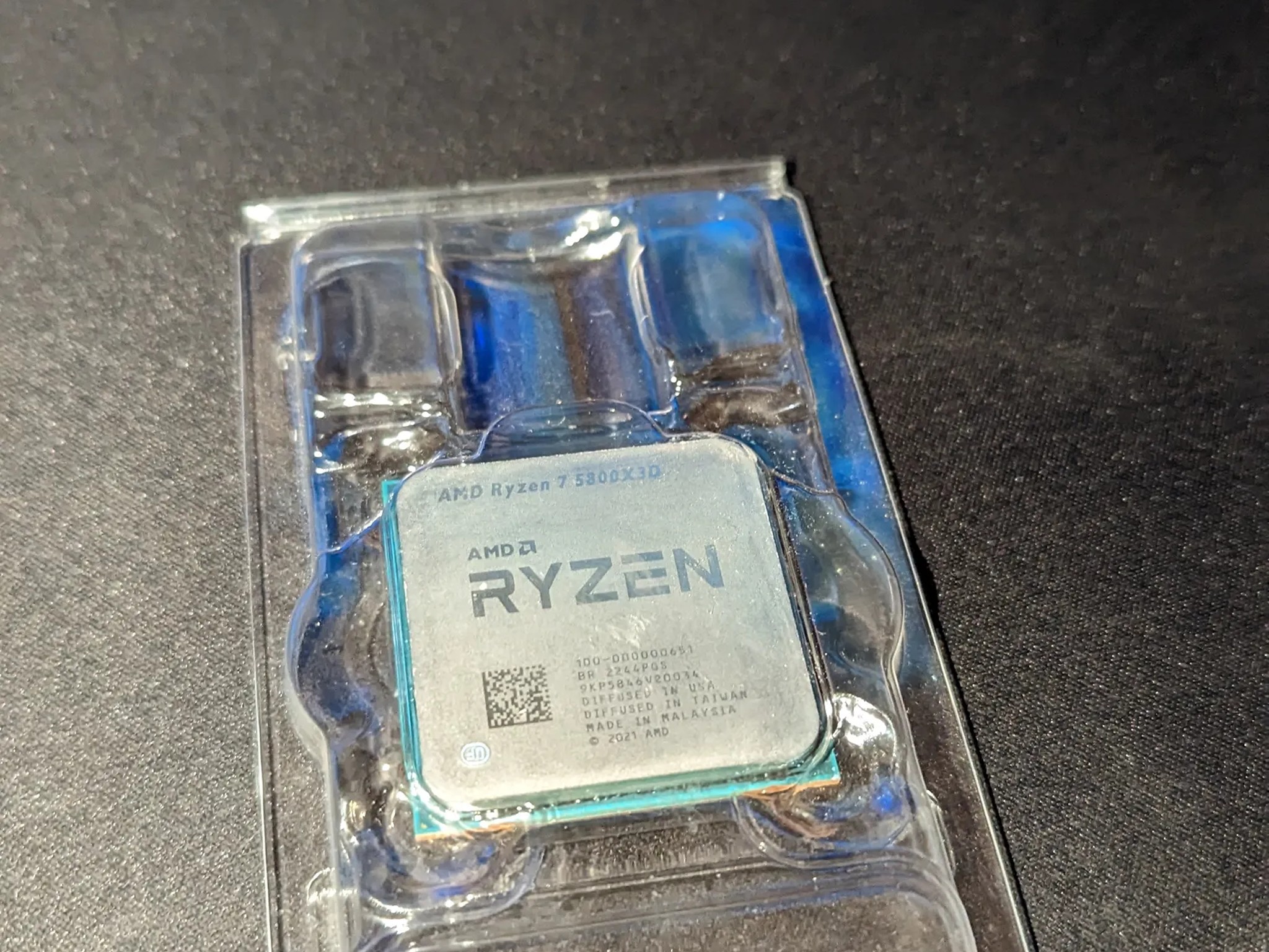 USED AMD Ryzen 7 5800X3D