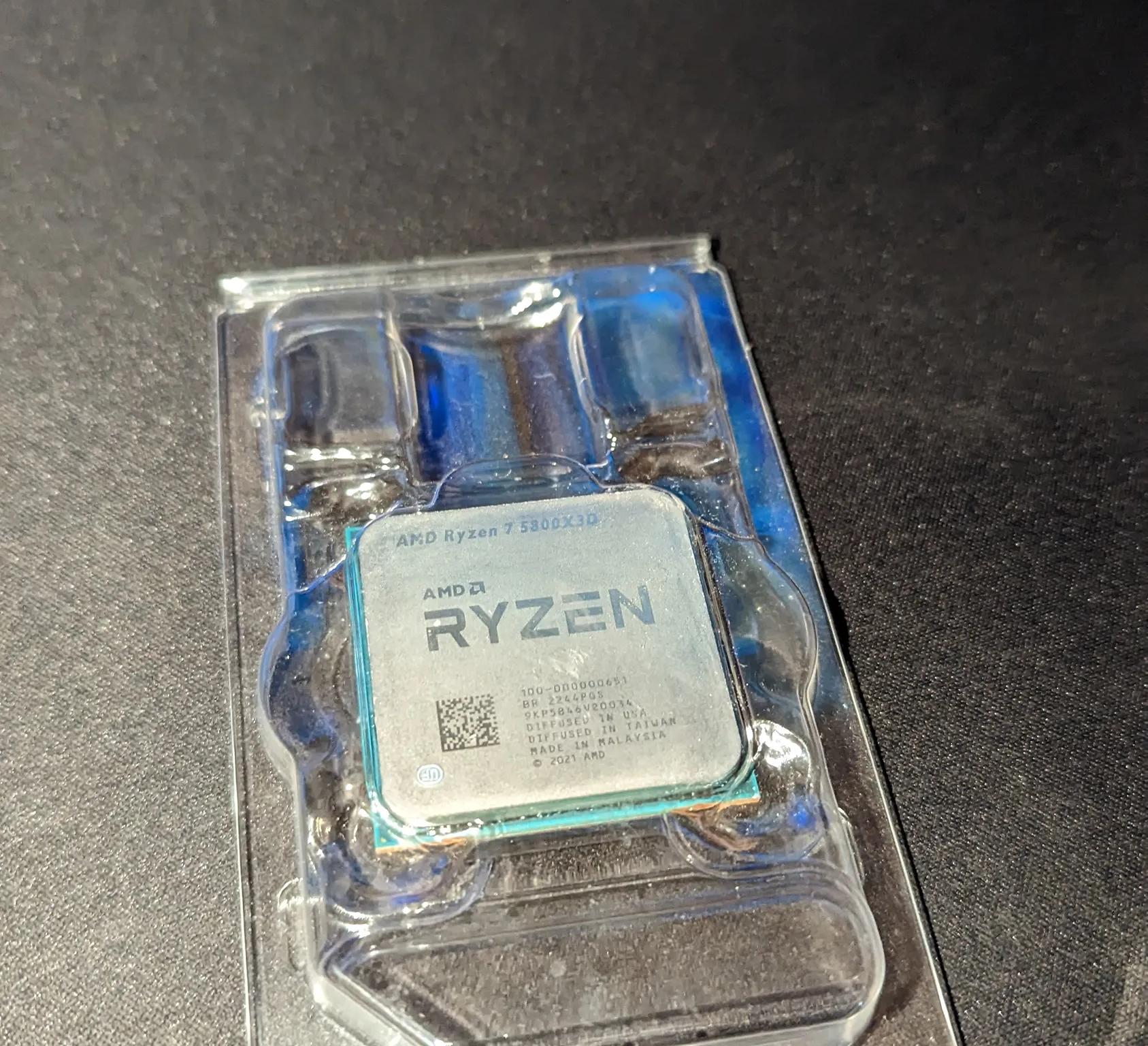 USED AMD Ryzen 7 5800X3D