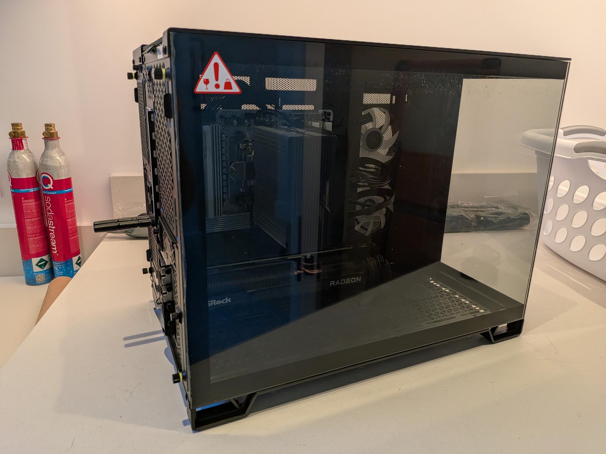 1440p Cube Rex - Radeon RX 7700 XT, Ryzen 5 7600, 32 GB DDR5 RAM, 2 TB Gen 4 NVME, RGB