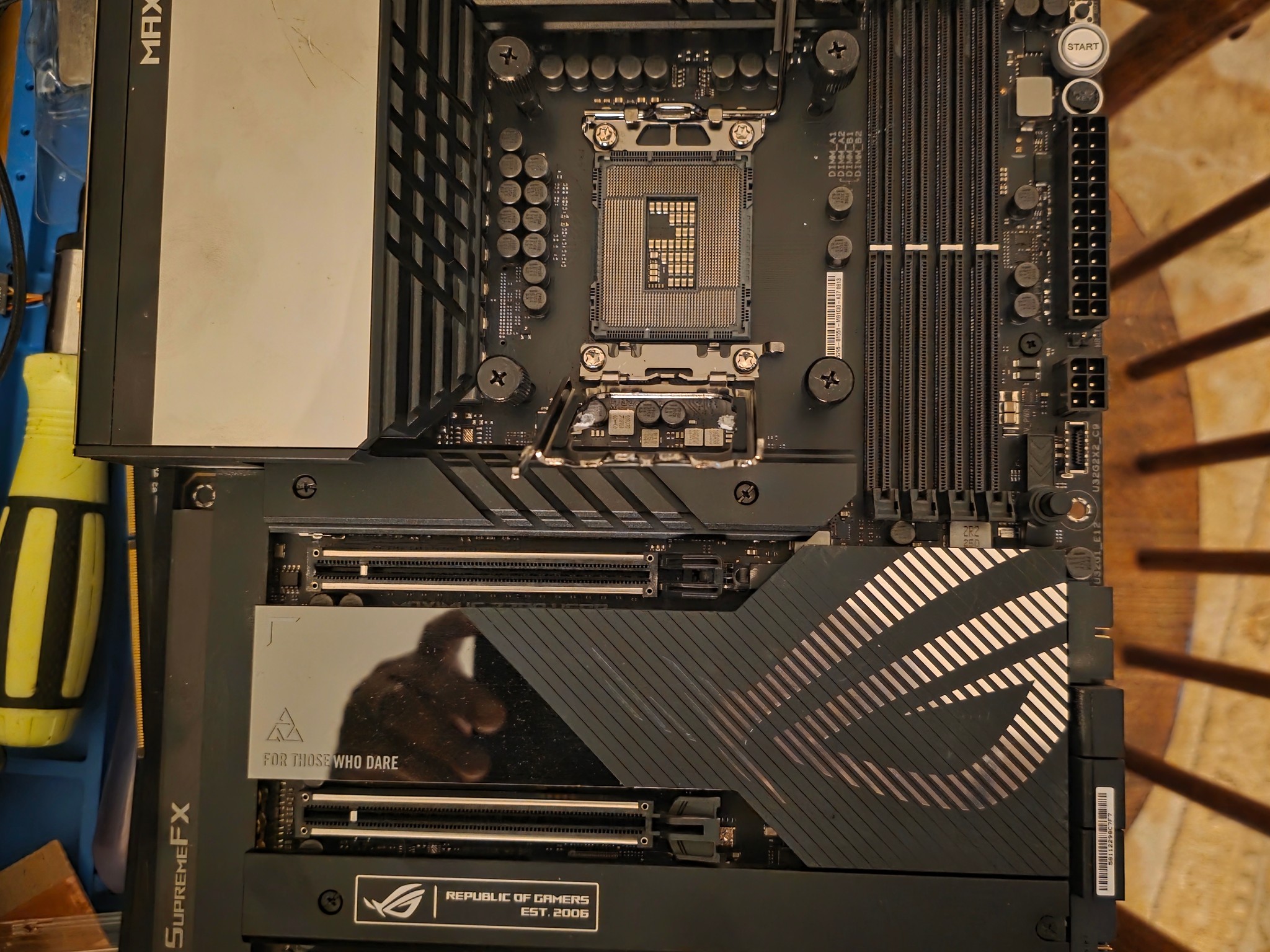 ROG MAXIMUS  Z790 HERO