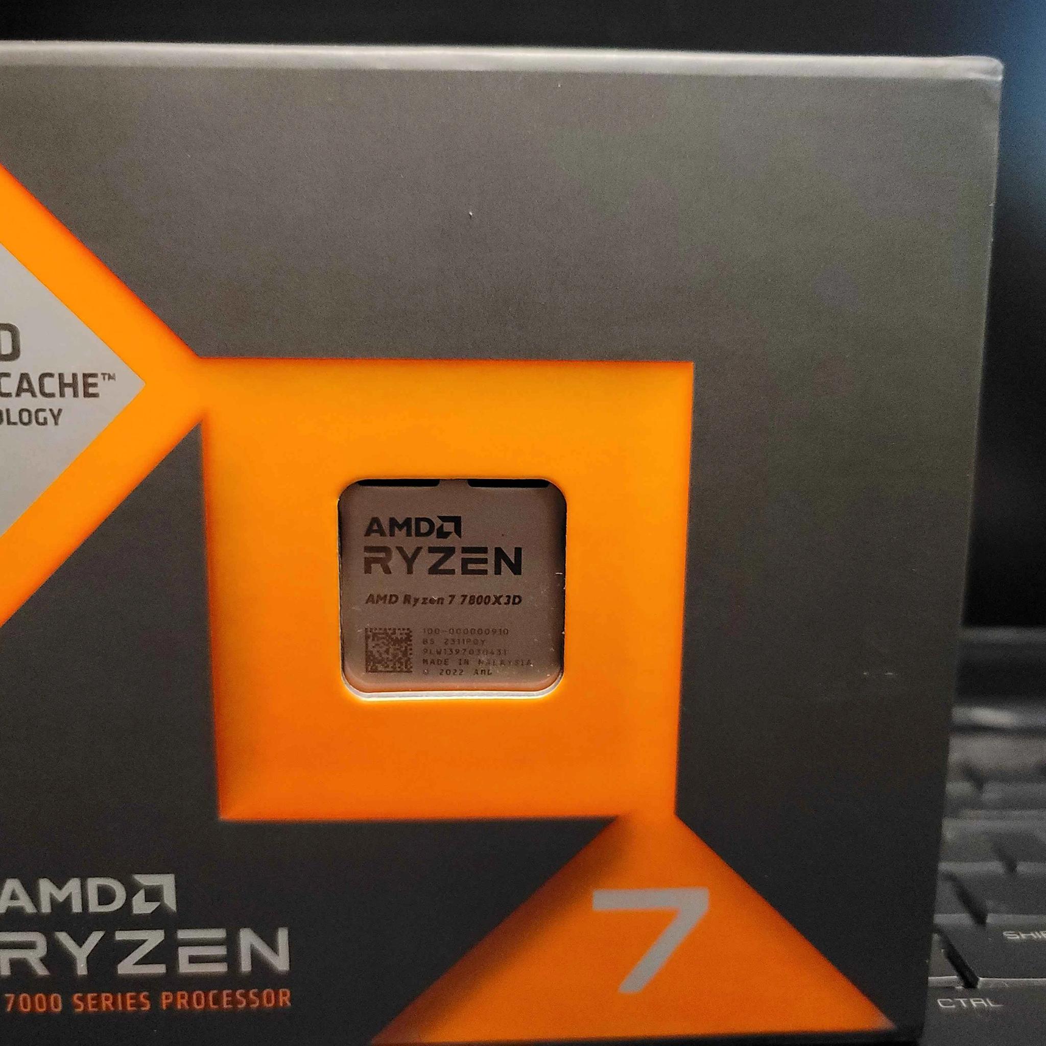NEW Never opened AMD Ryzen 7 7800X3D