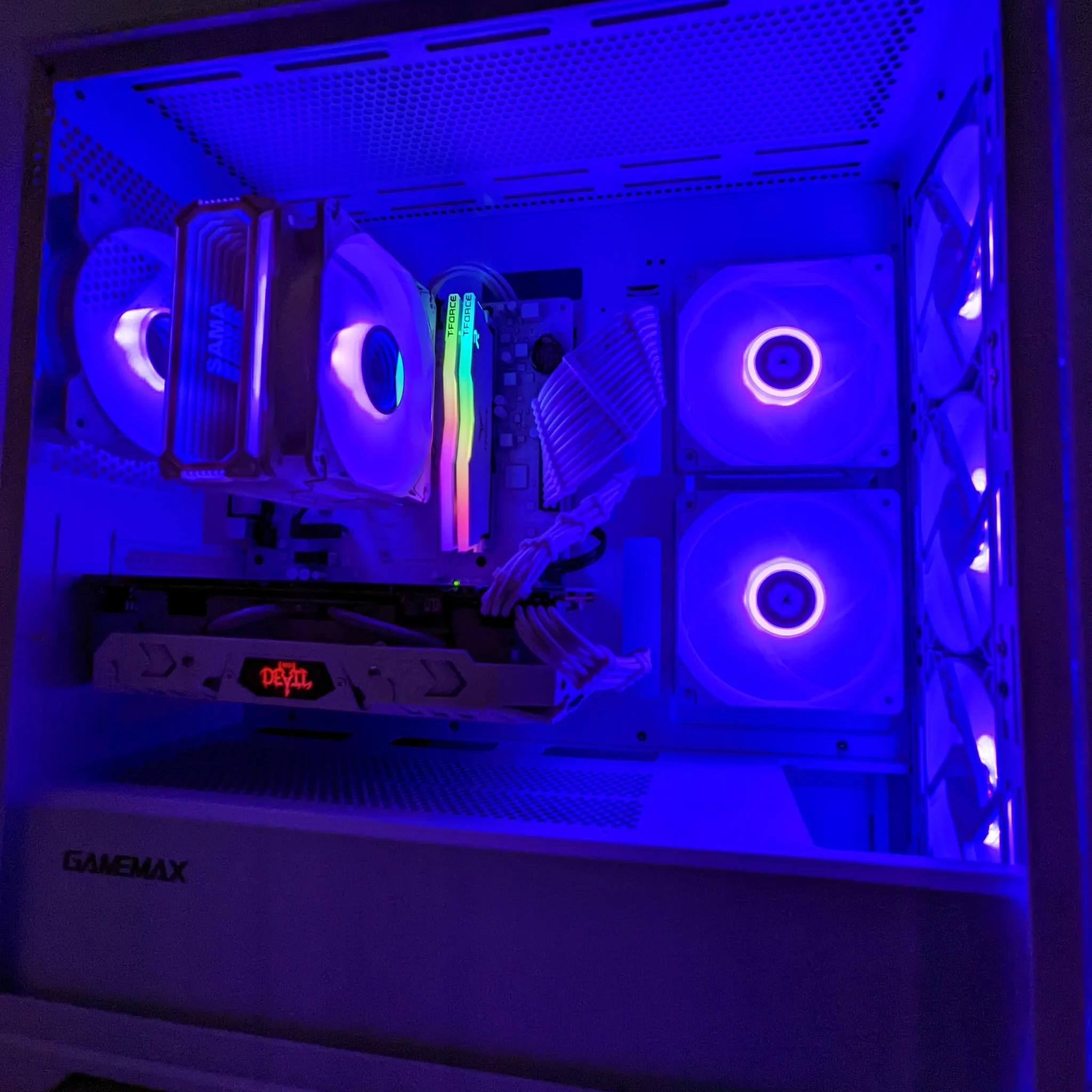 ⚪️Diablo Albus🔥🔥🔥| RX 580 8GB| Core I7 (6th Gen)| 16GB TFORCE DDR4 RAM| 1TB SSD|Windows 11 Pro