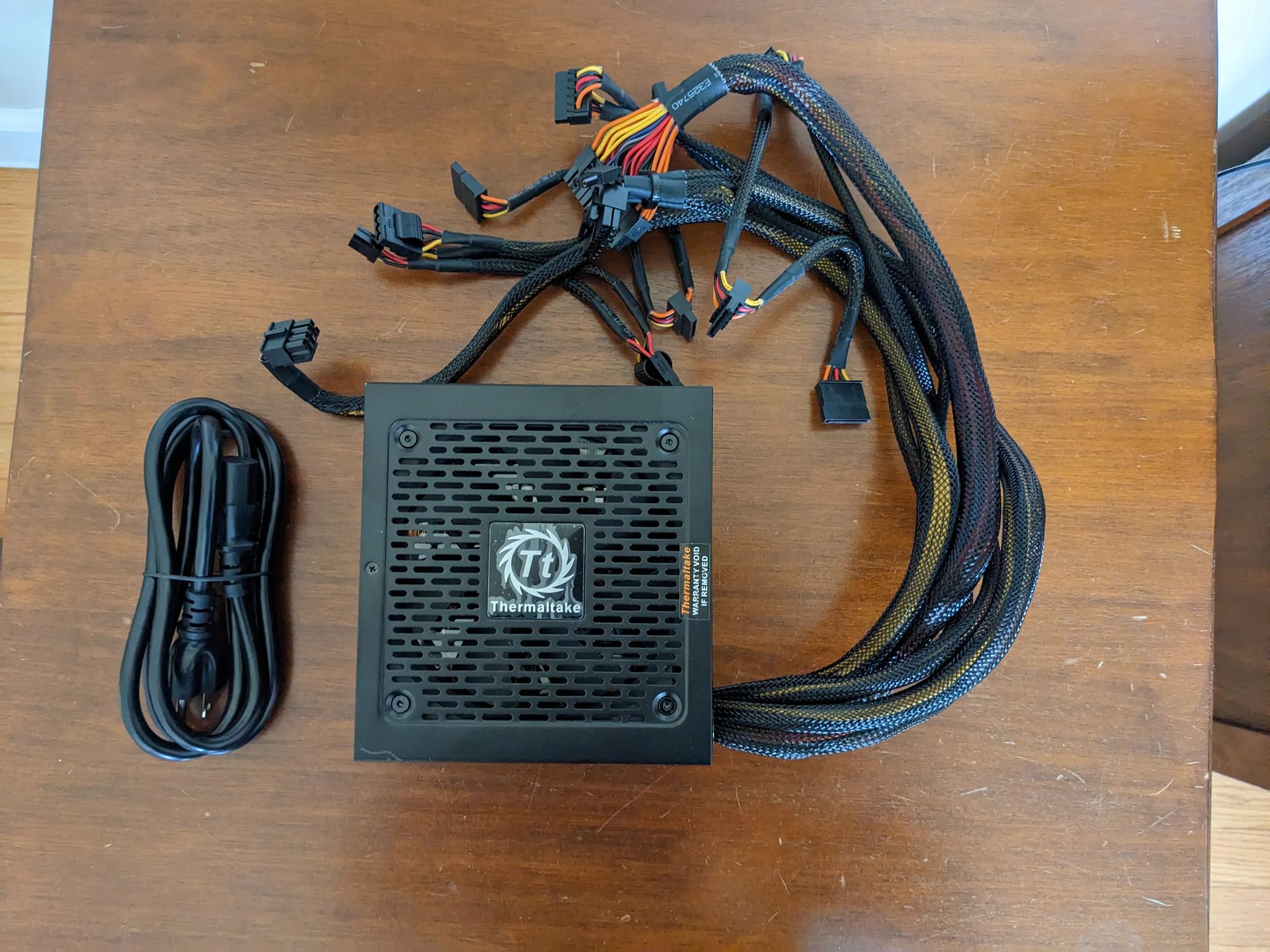 Thermaltake Smart 600W 80 Plus Gold Certified Used