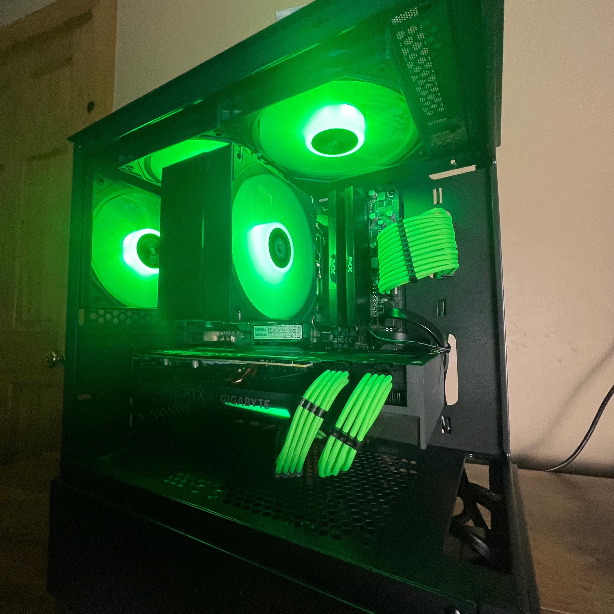 💚🖤Emerald Force Gaming PC🖤💚RTX 3070TI💚🖤Ryzen 5 7600🖤💚16GB DDR5💚🖤1TB NVME SSD🖤💚