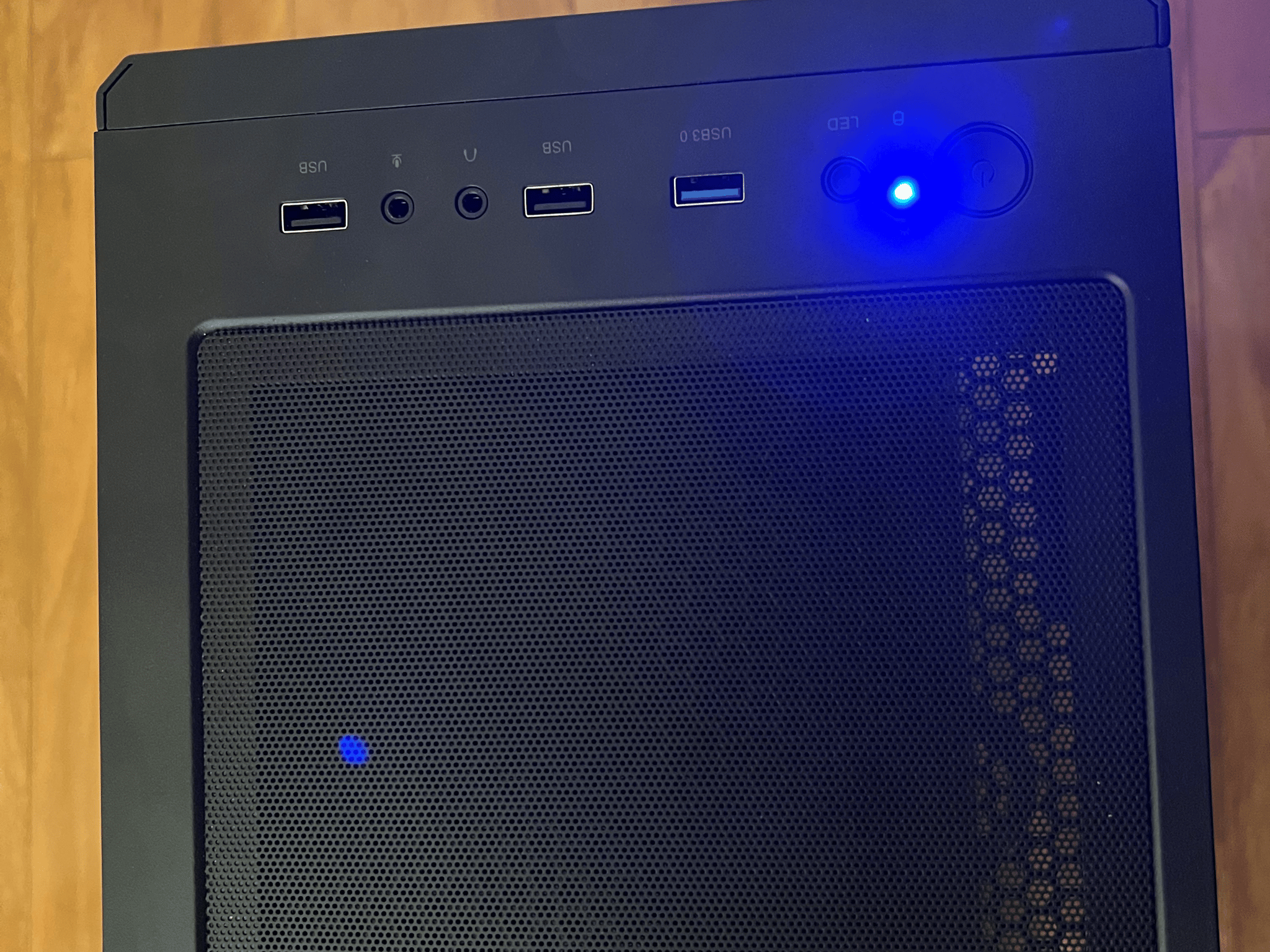 RX 6600 + I3 12100F (The Entry Box)