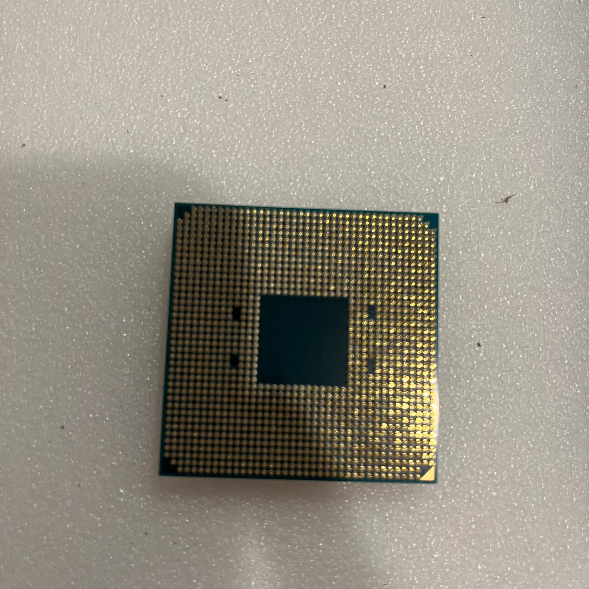 Ryzen 3 2300X + Sapphire R7 250