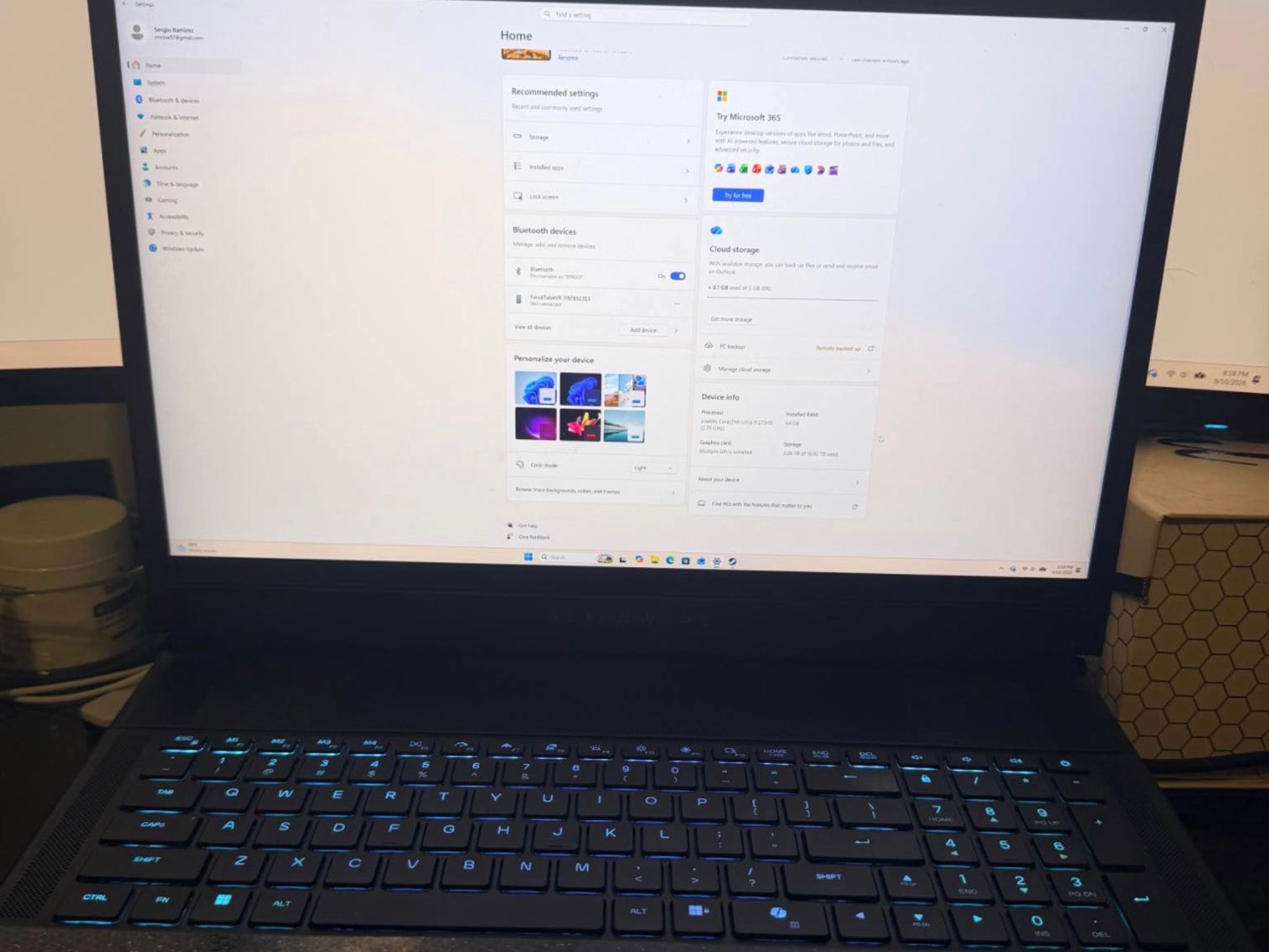 Alienware 18 Area 51 NVIDIA GeForce RTX 5090 24GB GDDR7 12TB Storage Gaming Laptop