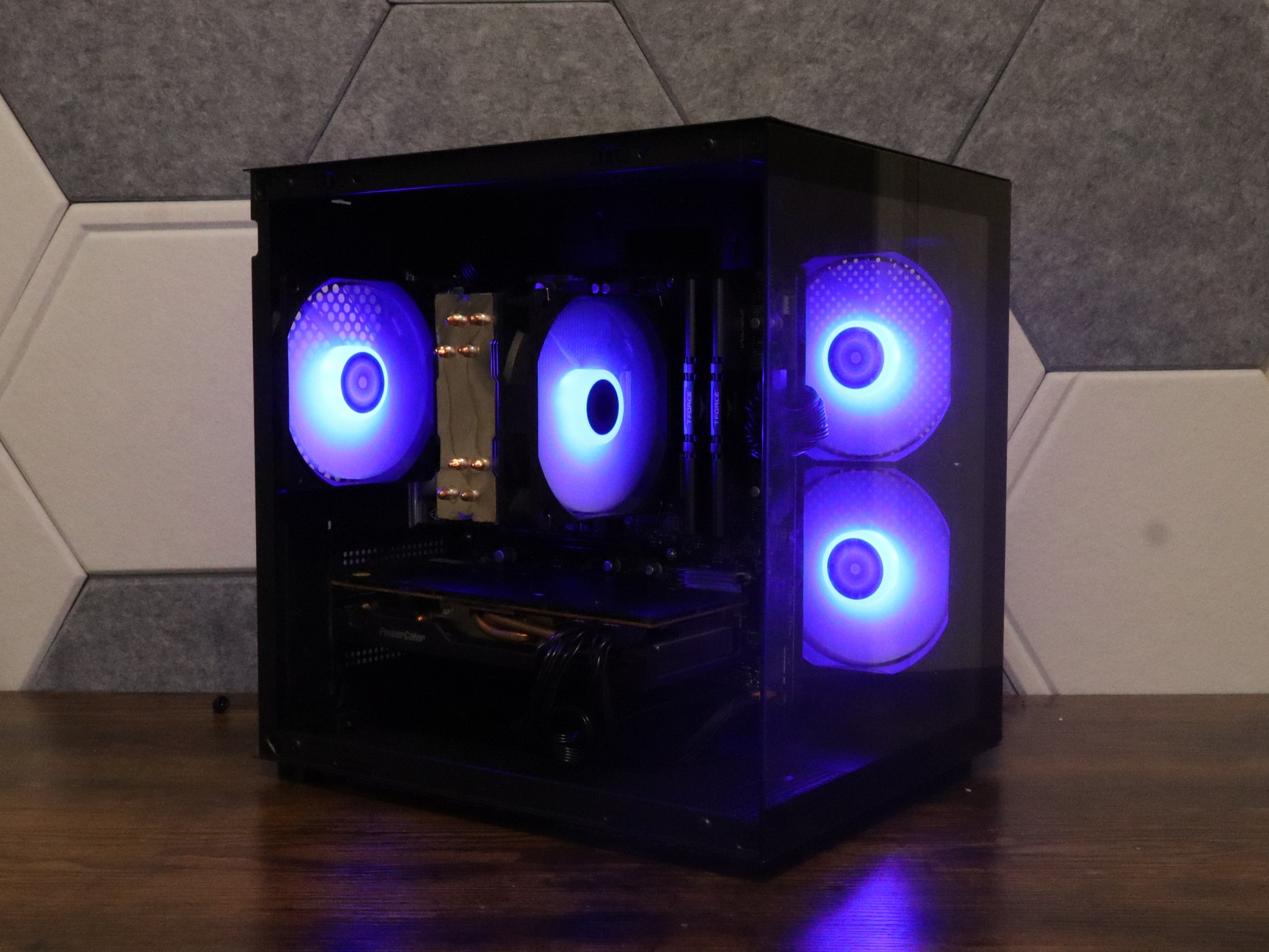 High Performance | Gaming PC | RX 6700XT 12gb | Ryzen 7 5700 | 32GB RAM | 1 TB | Windows 11 + WIFI