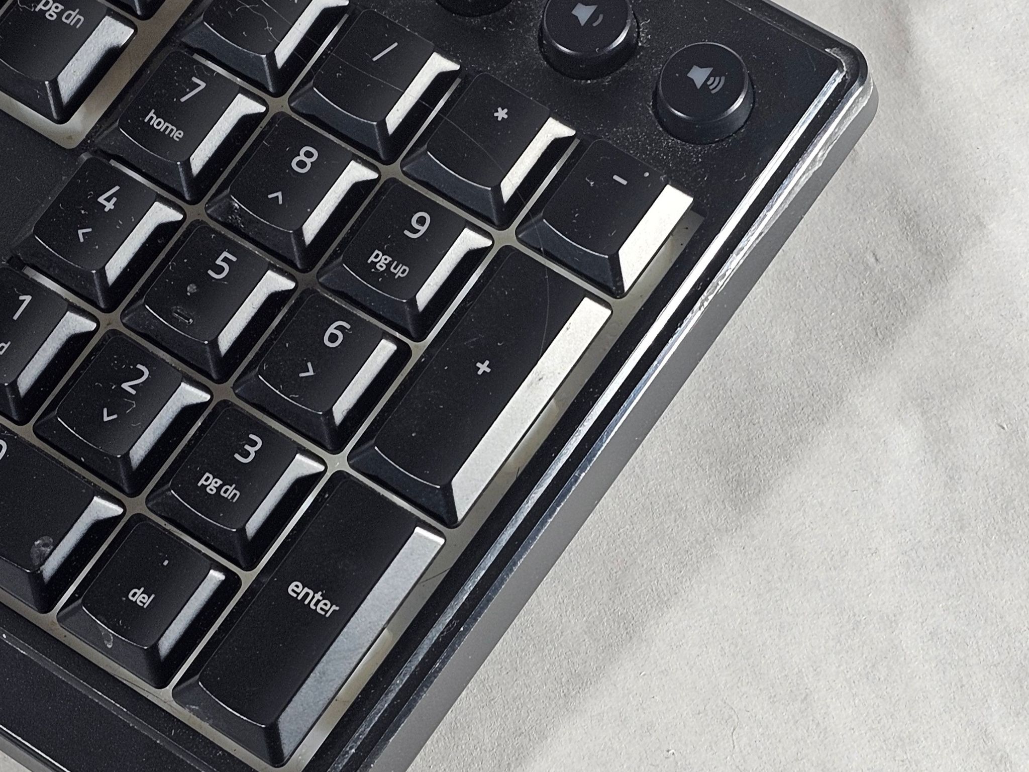 Razer Ornata V3 Gaming Keyboard - Black Wired