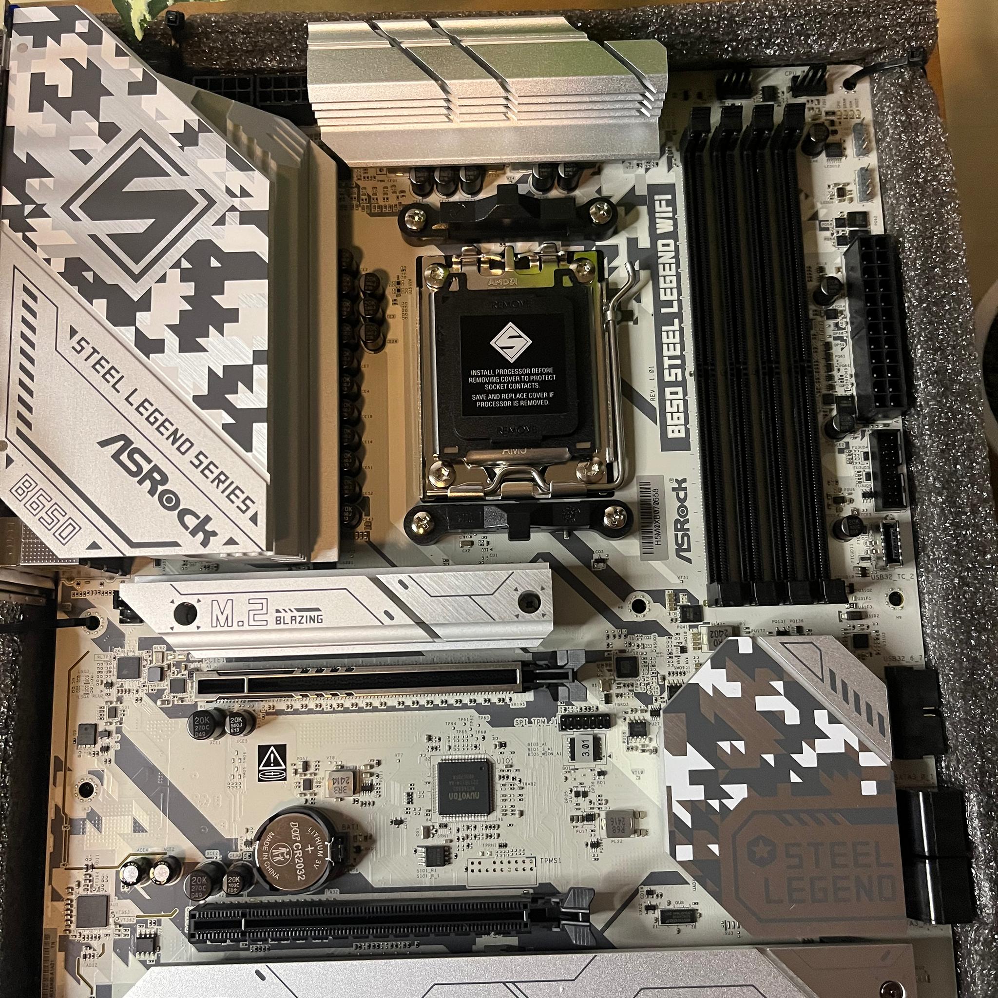 ASRock B650 Steel Legend WiFi AMD Socket AM5 Ryzen™ 8000 and 7000 Series Processors