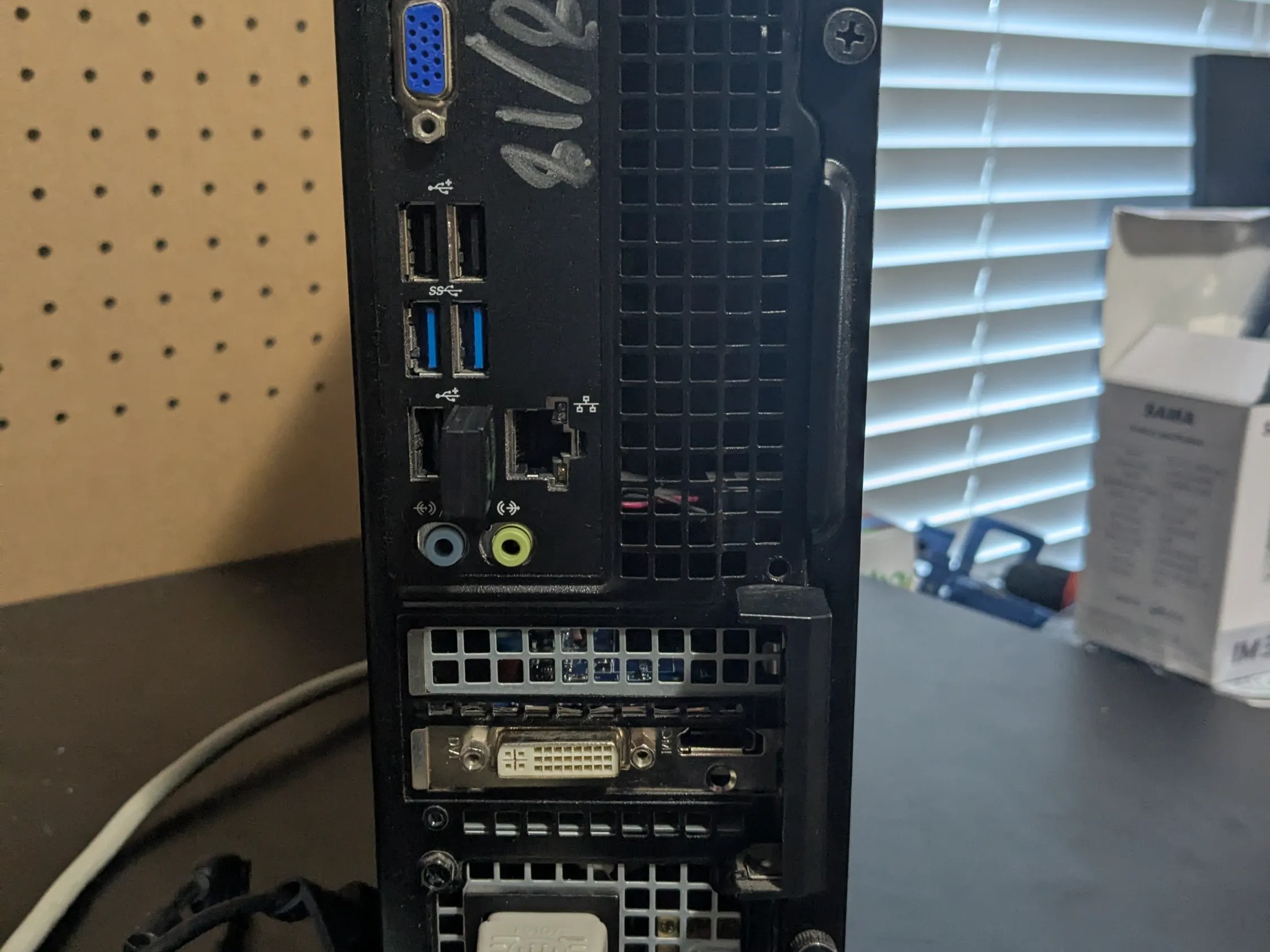 Potato Spec | 30+ FPS Fortnite | Free shipping! | i5-4570, 8GB RAM, 250GB HDD, AMD GPU, Win10, Wifi
