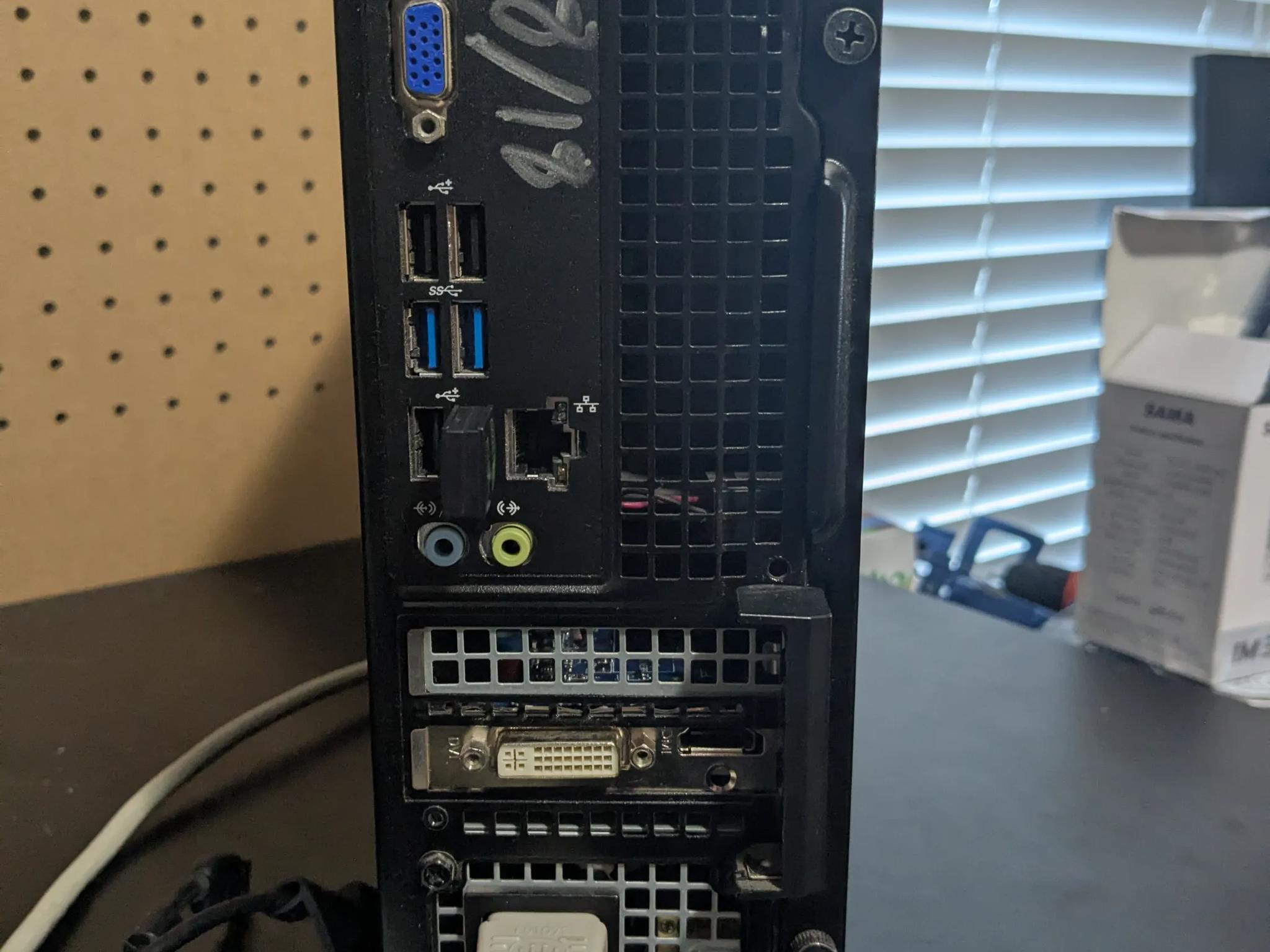 Potato Spec | 30+ FPS Fortnite | Free shipping! | i5-4570, 8GB RAM, 250GB HDD, AMD GPU, Win10, Wifi