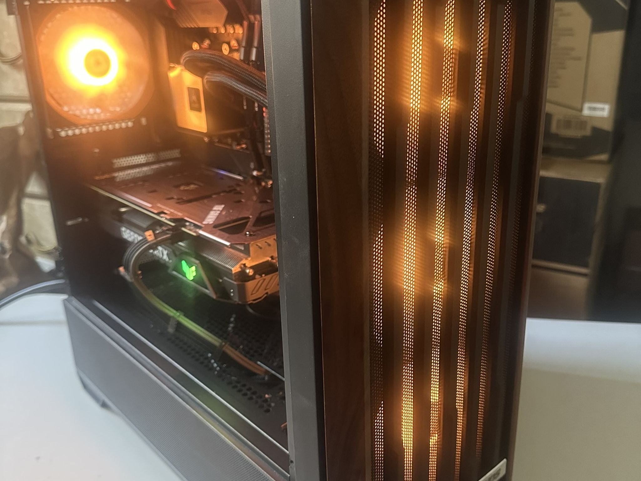 Gaming PC (Ryzen 5 5600G / RTX 3060 / 1TB NVME / 32GB RAM)