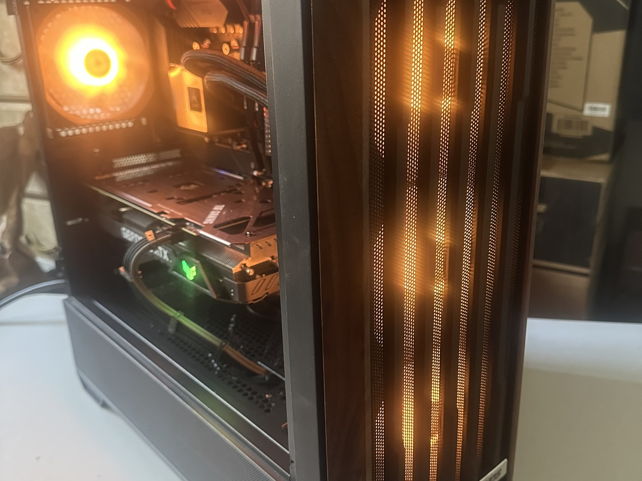Gaming PC (Ryzen 5 5600G / RTX 3060 / 1TB NVME / 32GB RAM)